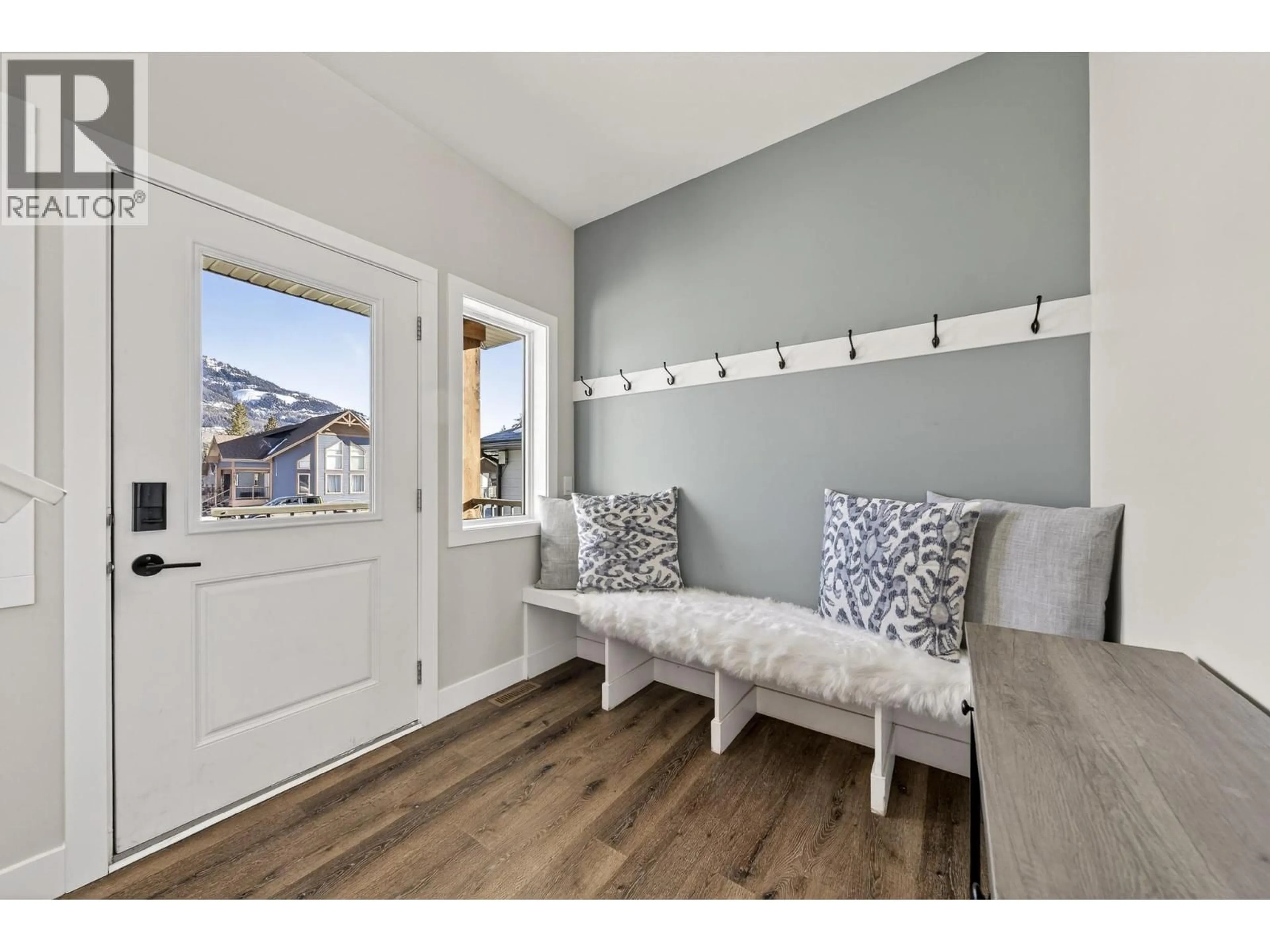 Indoor entryway for 2071 GOLDEN EAGLE DRIVE, Sparwood British Columbia V0B2G2