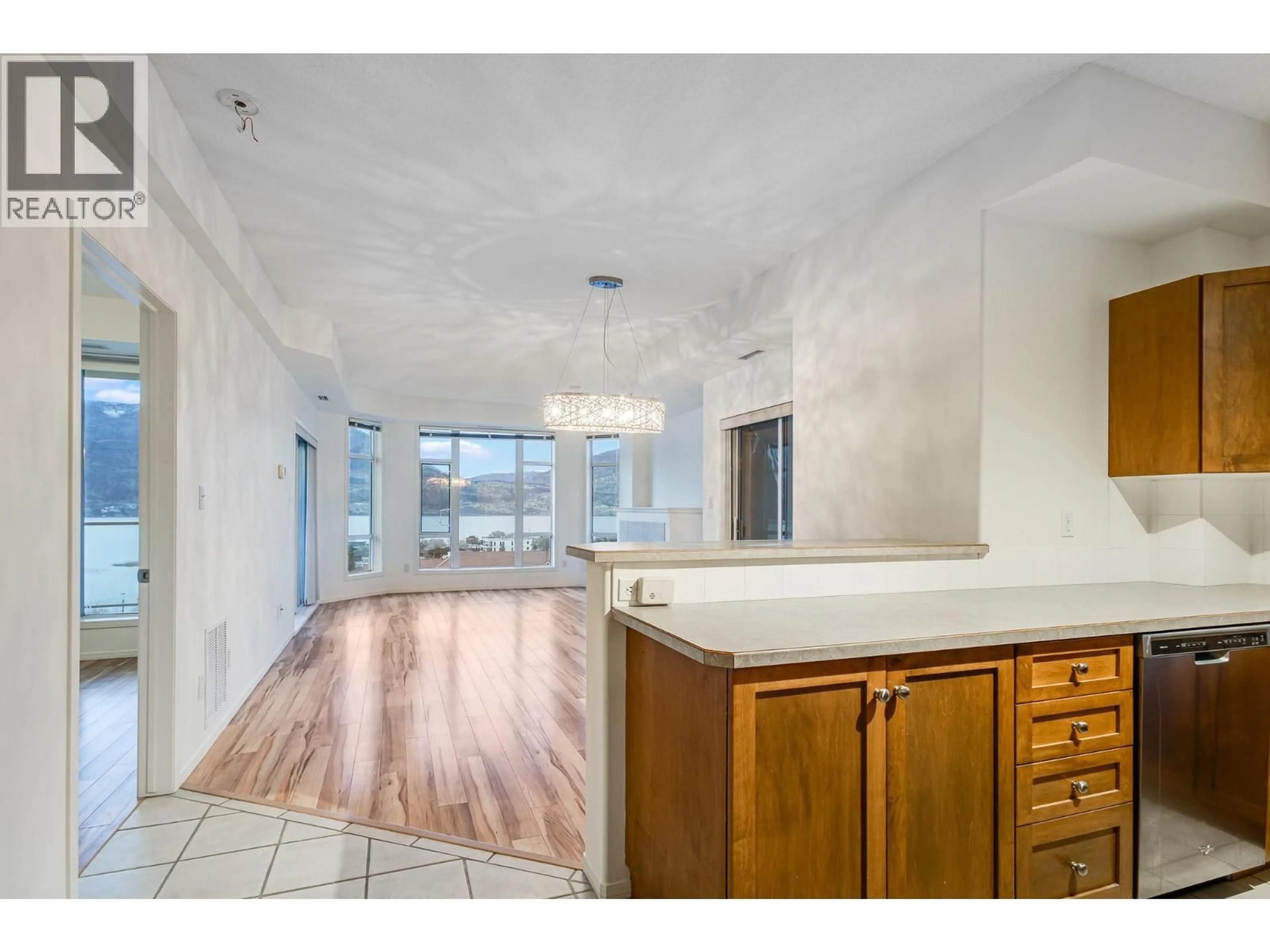 Open concept kitchen, unknown for 1305 - 1128 SUNSET DRIVE, Kelowna British Columbia V1Y9W7