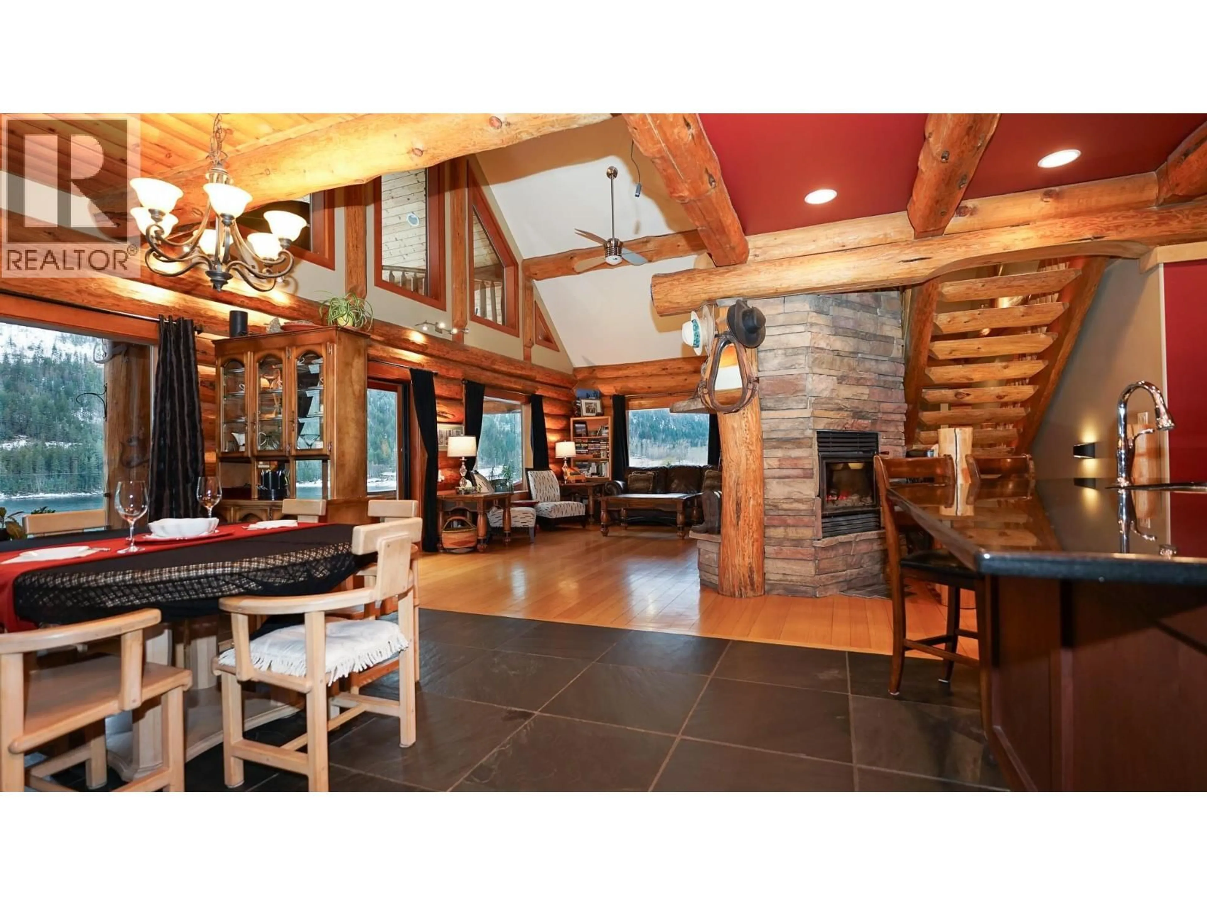 Lobby for 5464 AGATE BAY ROAD, Barriere British Columbia V0E2E0