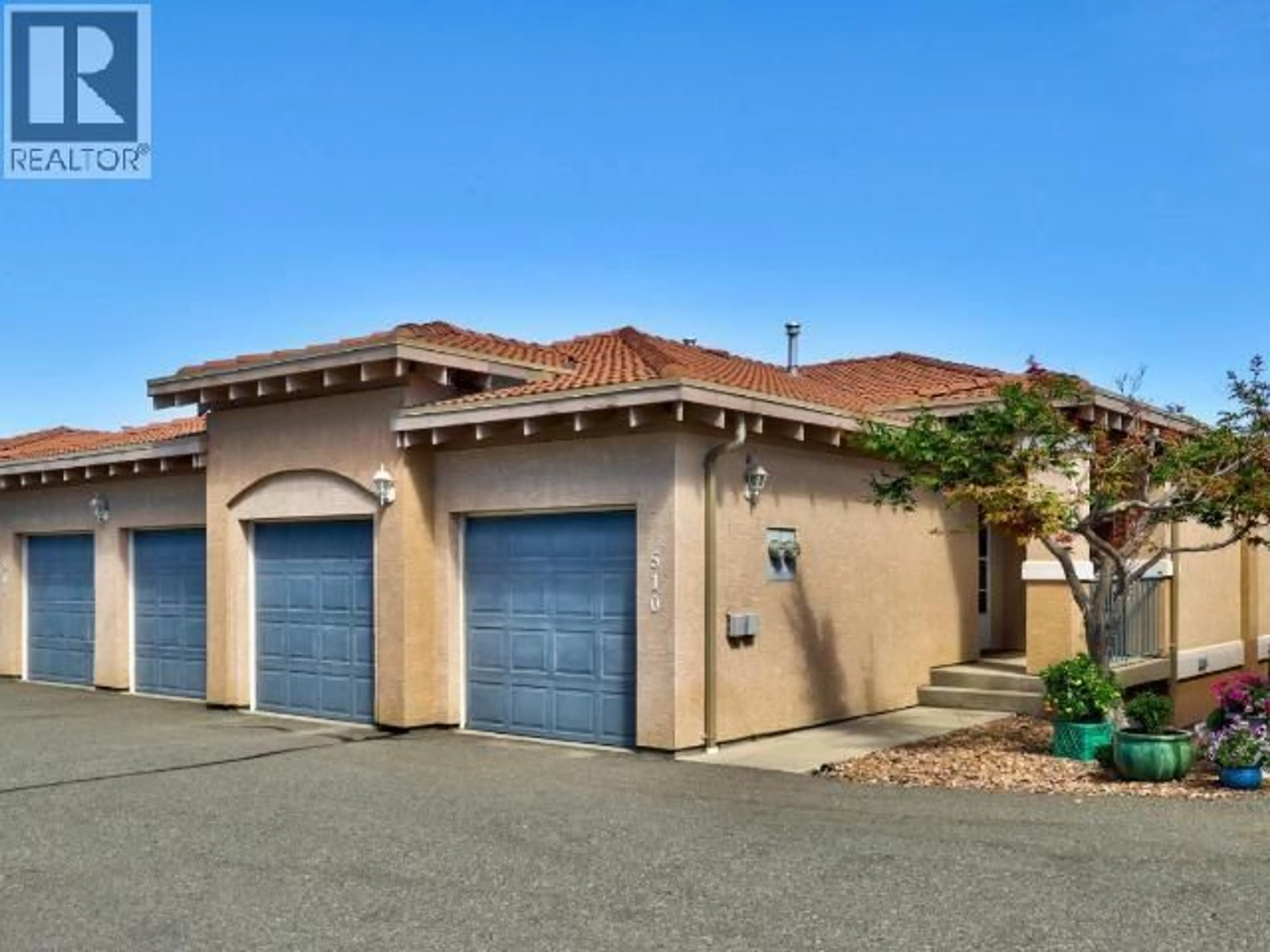 Indoor garage for 510 - 875 SAHALI TERRACE, Kamloops British Columbia V2C6W9