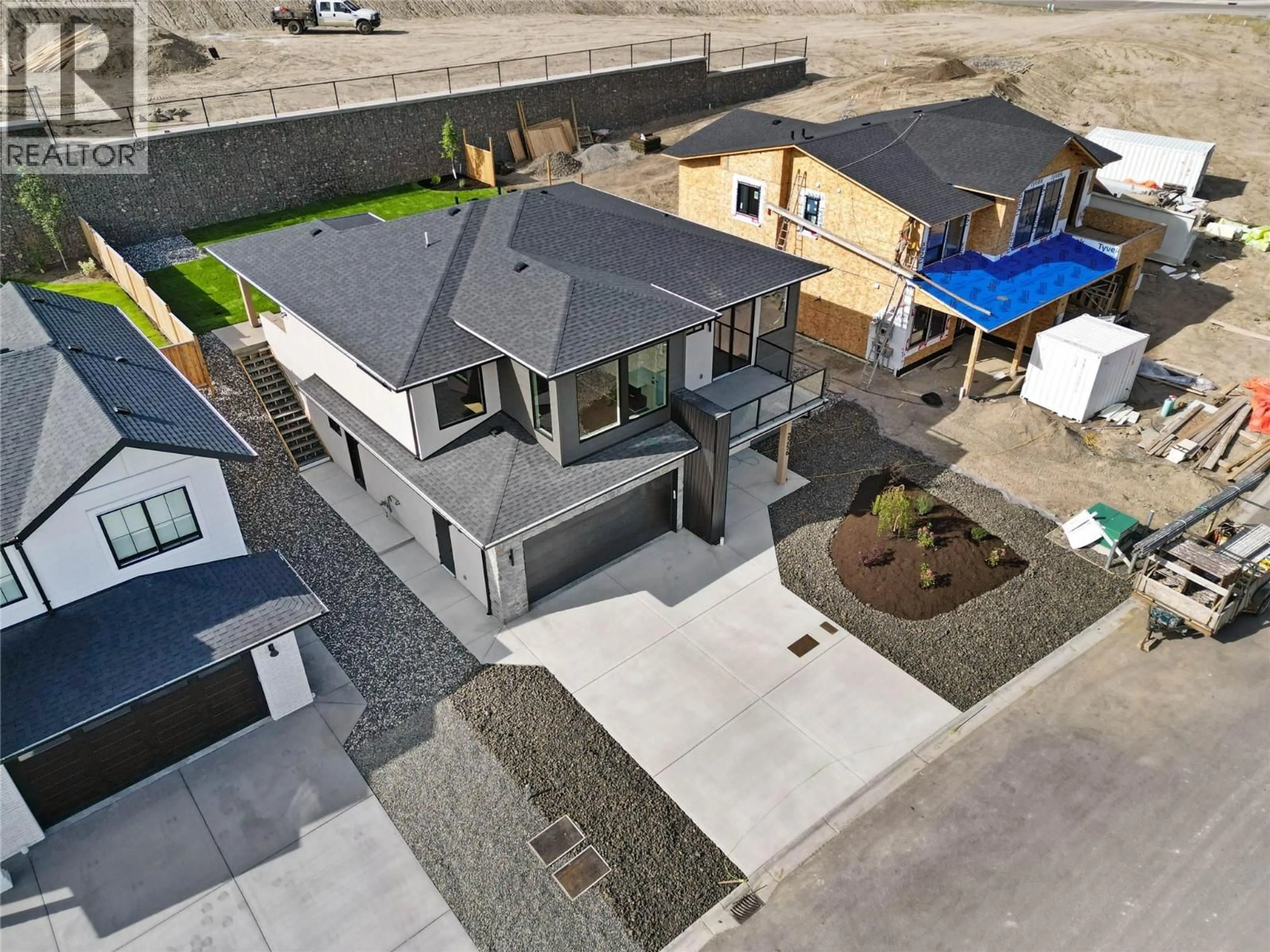A pic from outside/outdoor area/front of a property/back of a property/a pic from drone, street for 2256 COLDWATER DRIVE, Kamloops British Columbia V2E0E6