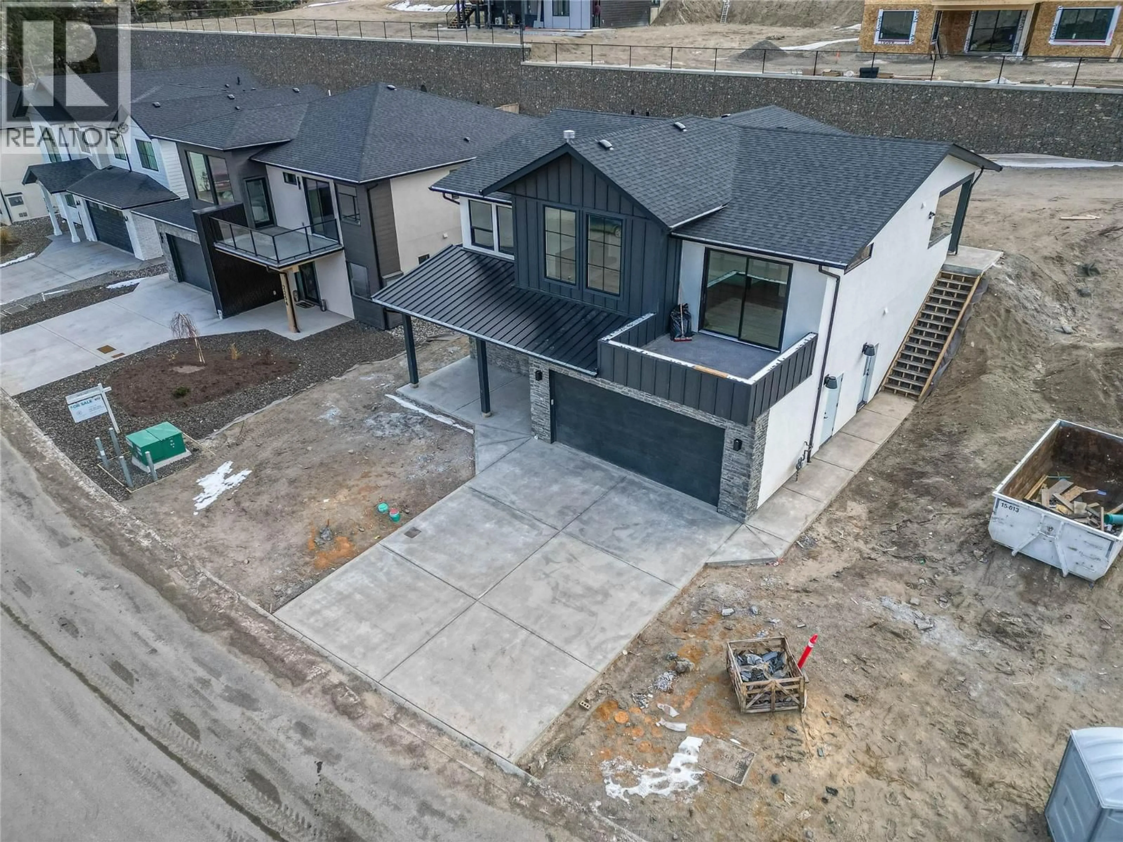 A pic from outside/outdoor area/front of a property/back of a property/a pic from drone, street for 2264 COLDWATER DRIVE, Kamloops British Columbia V2E0E6