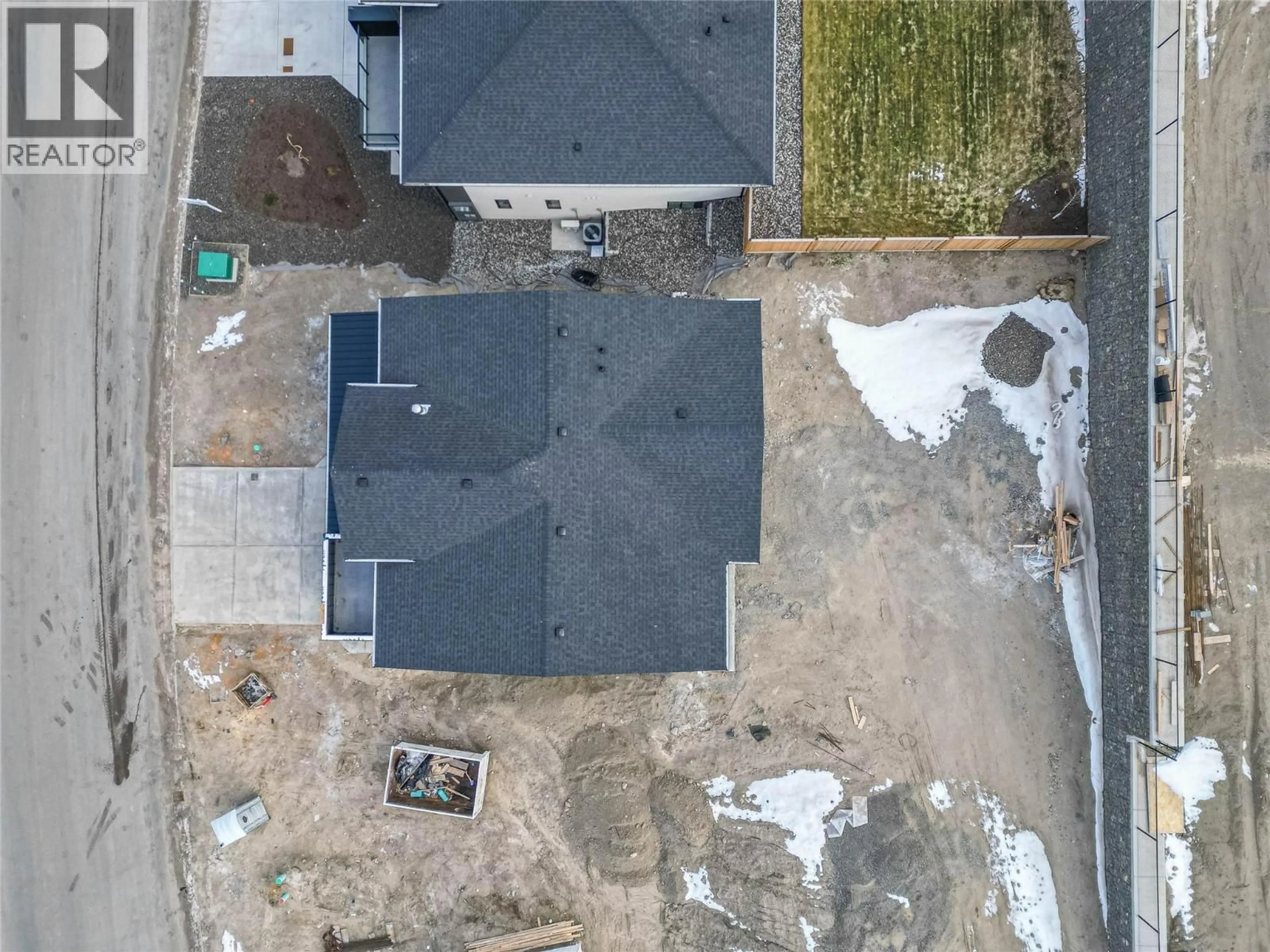 A pic from outside/outdoor area/front of a property/back of a property/a pic from drone, street for 2264 COLDWATER DRIVE, Kamloops British Columbia V2E0E6