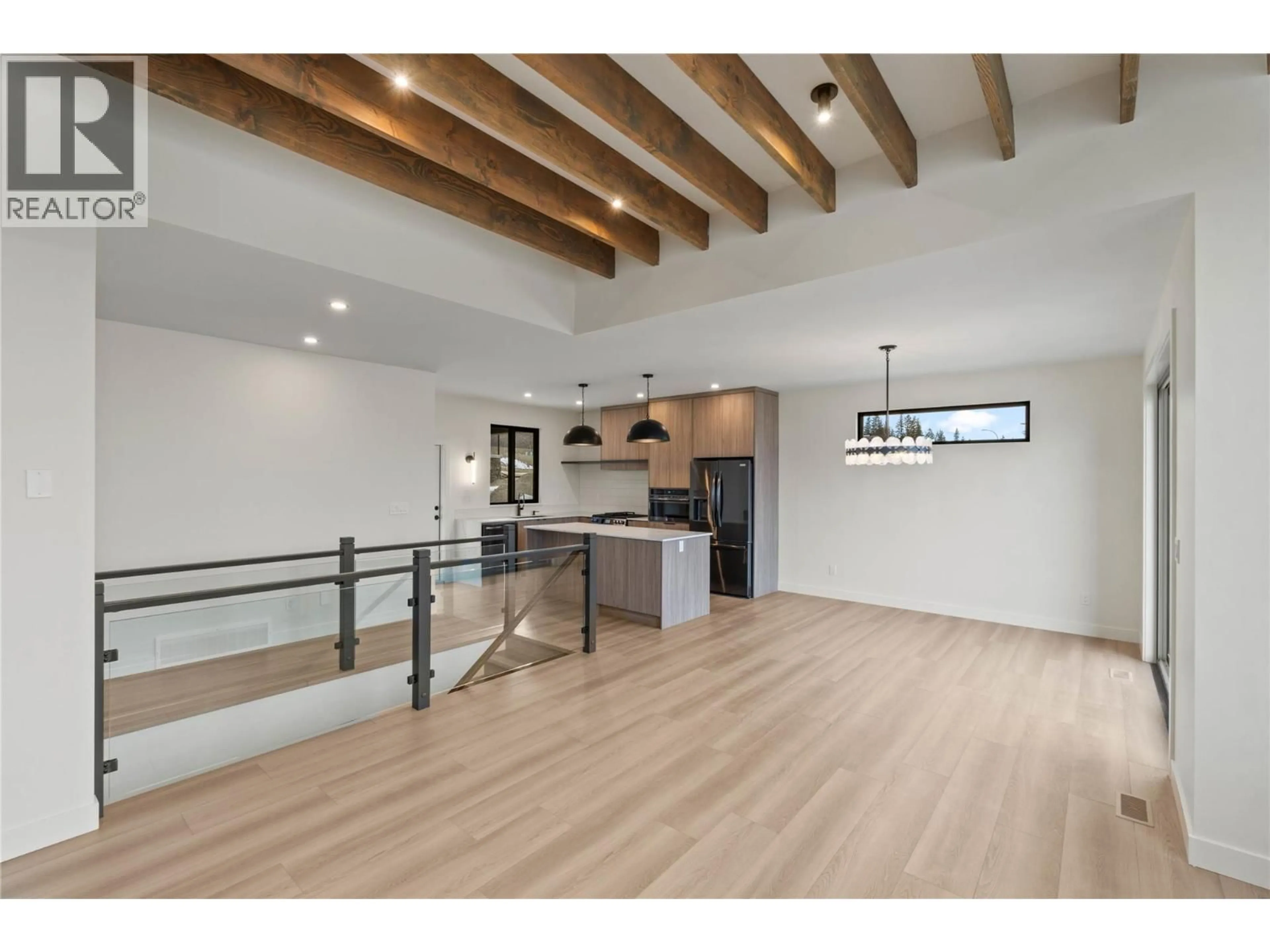 Open concept kitchen, wood/laminate floor for 2264 COLDWATER DRIVE, Kamloops British Columbia V2E0E6