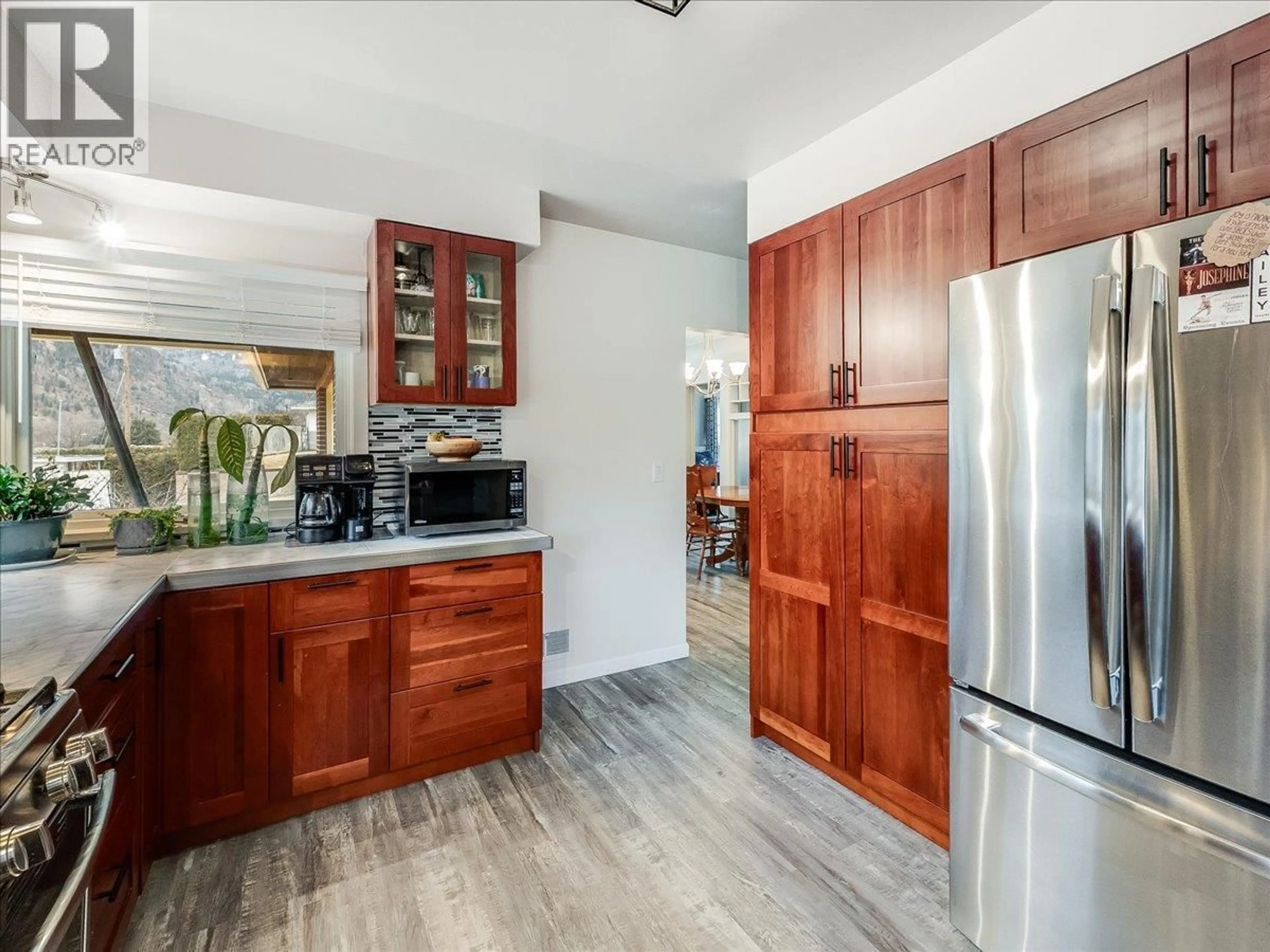 Open concept kitchen, unknown for 3409 MARIGOLD DRIVE, Trail British Columbia V1R2X7