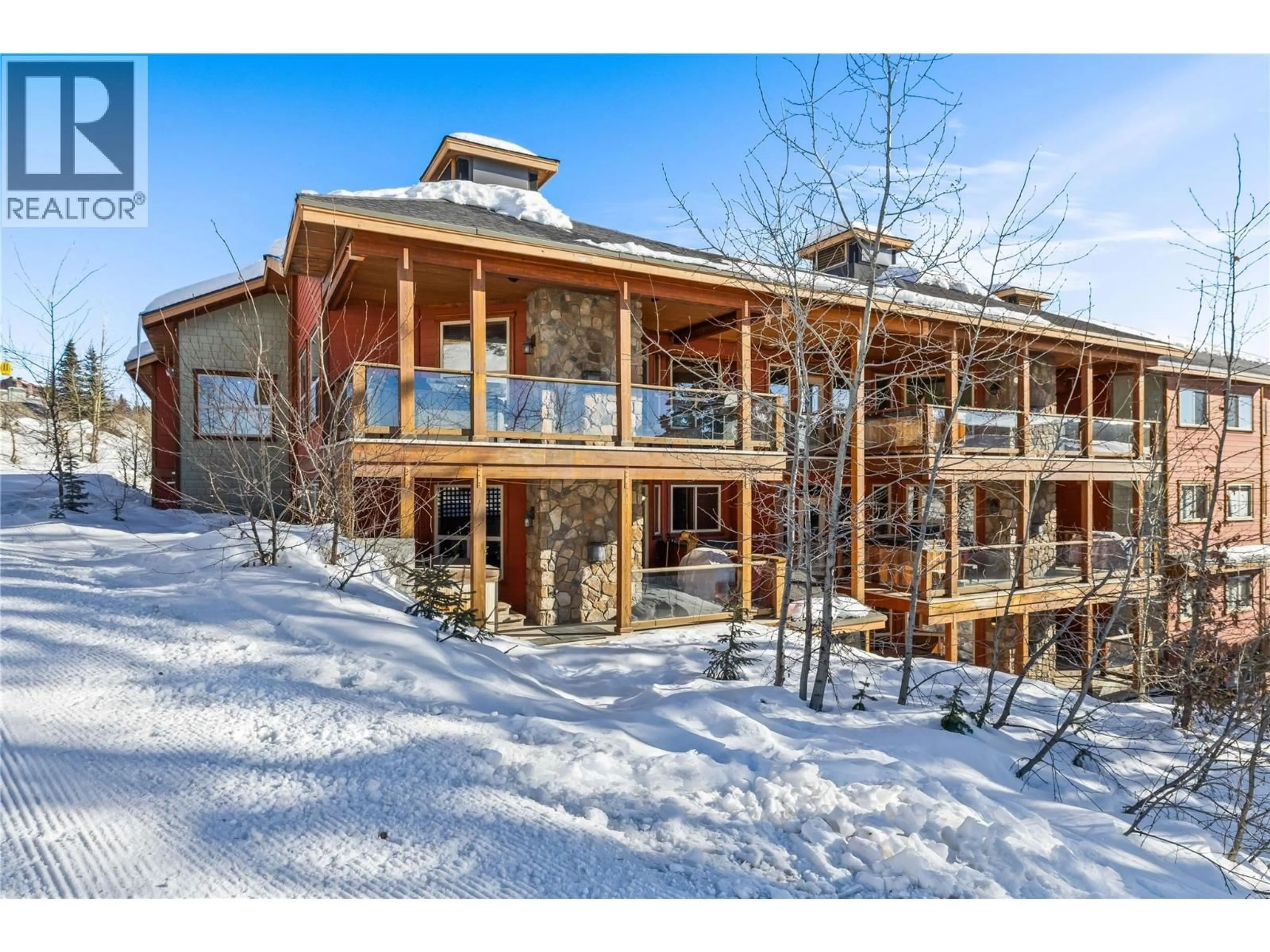 A pic from outside/outdoor area/front of a property/back of a property/a pic from drone, unknown for 306 - 5050 SNOWBIRD WAY, Big White British Columbia V1P1P3