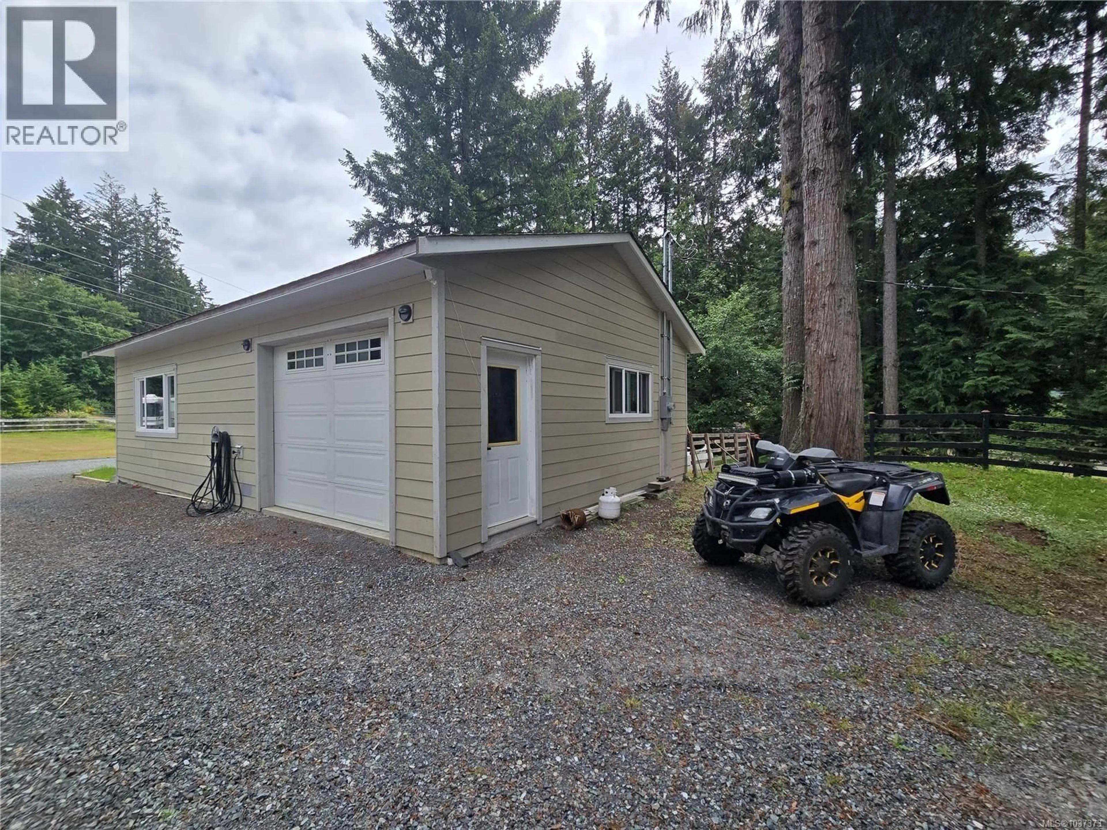 Indoor garage for 3271 THAIN ROAD, Cobble Hill British Columbia V8H0B4