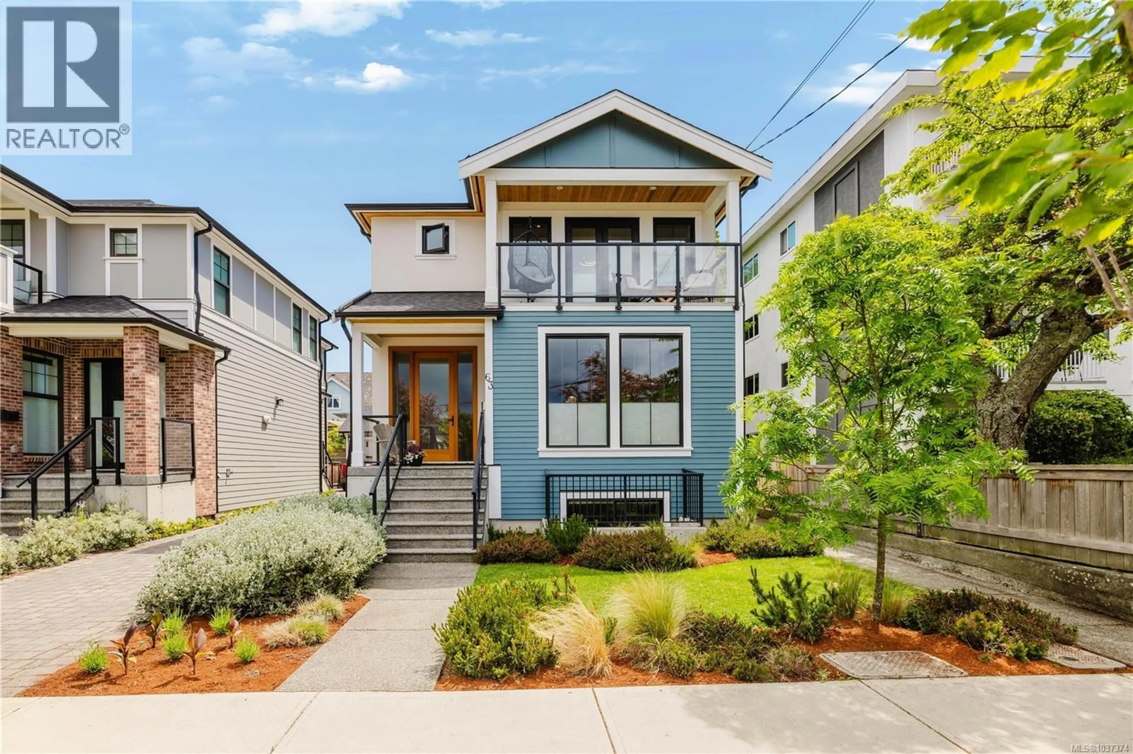 Home with brick exterior material, street for 63 BOYD STREET, Victoria British Columbia V8V2C8