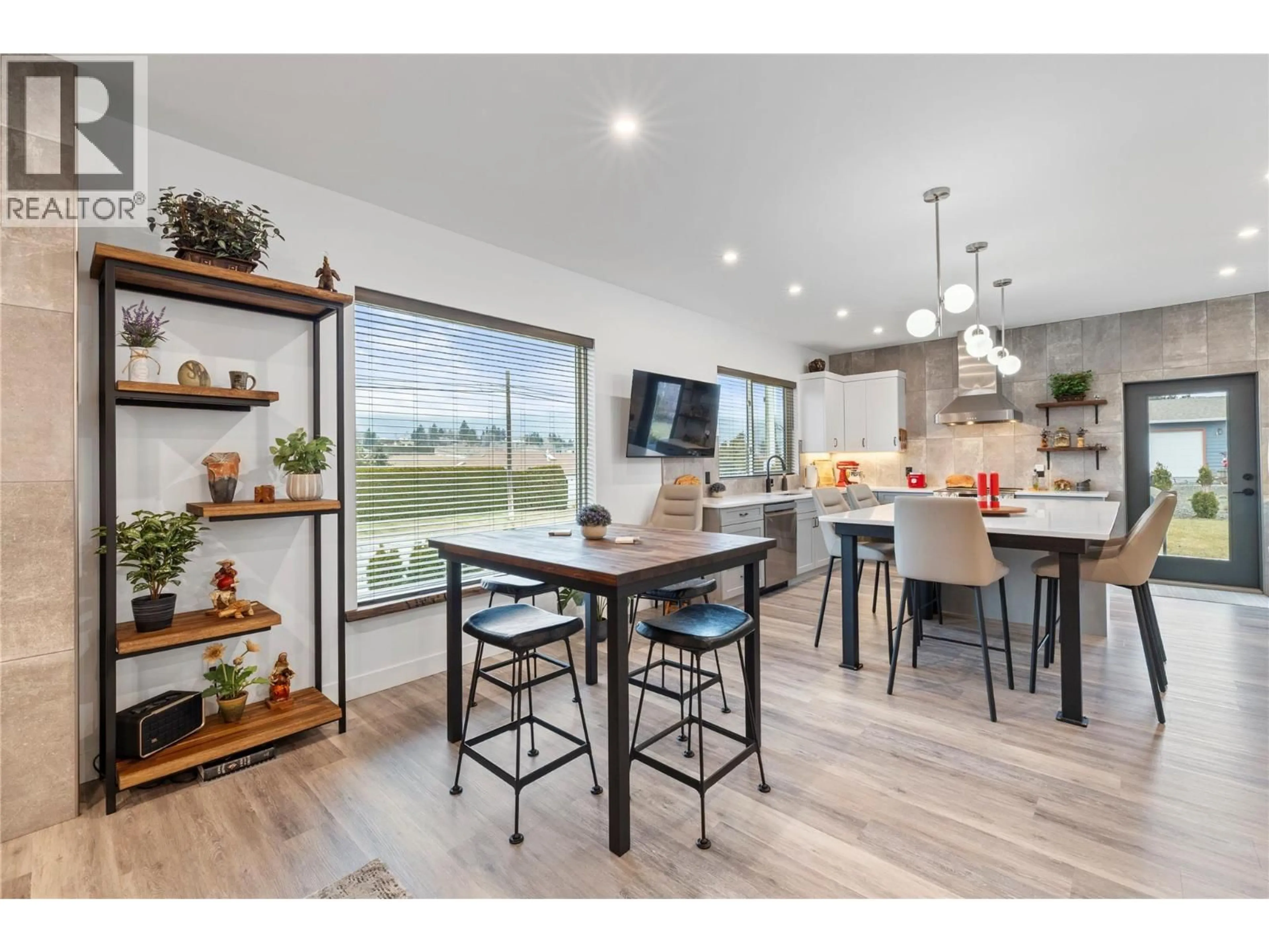 Open concept kitchen, unknown for 714 LAKE COURT, West Kelowna British Columbia V1Z1H6