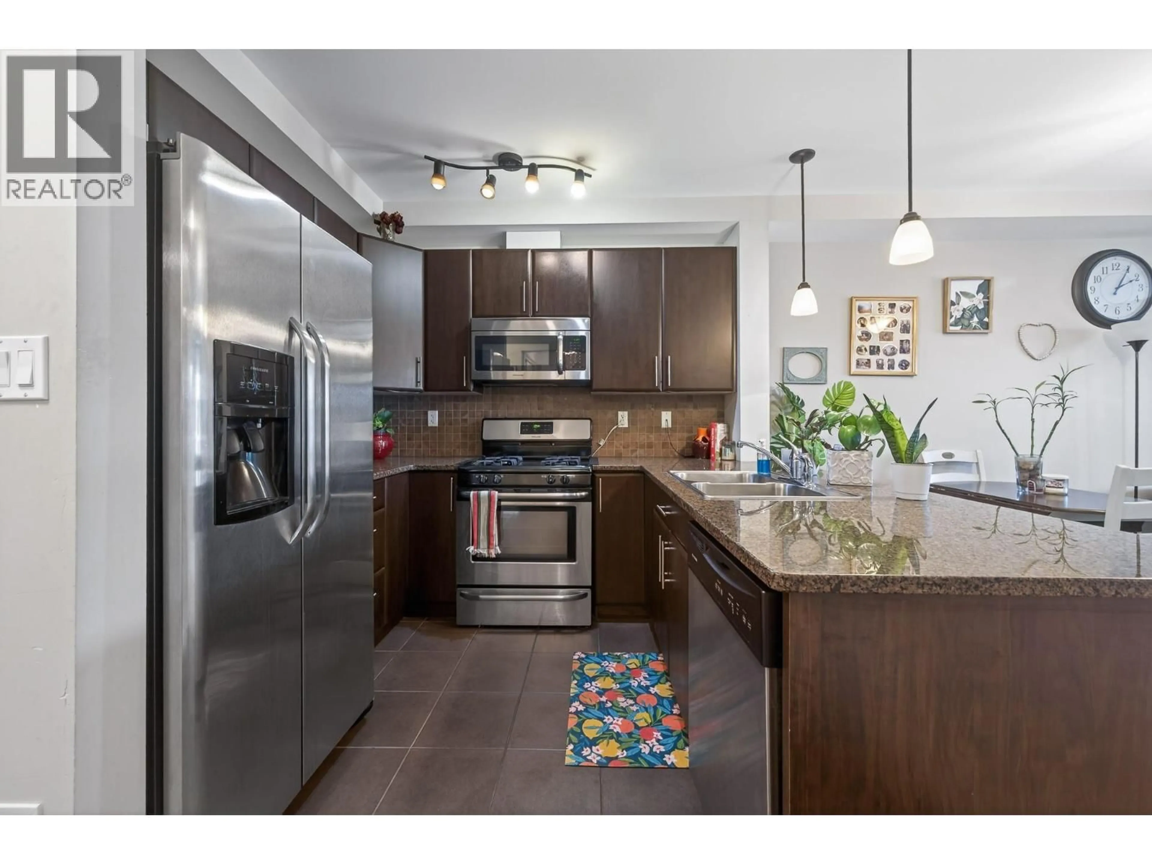 Open concept kitchen, unknown for #301 - 975 VICTORIA W STREET, Kamloops British Columbia V2C0C2