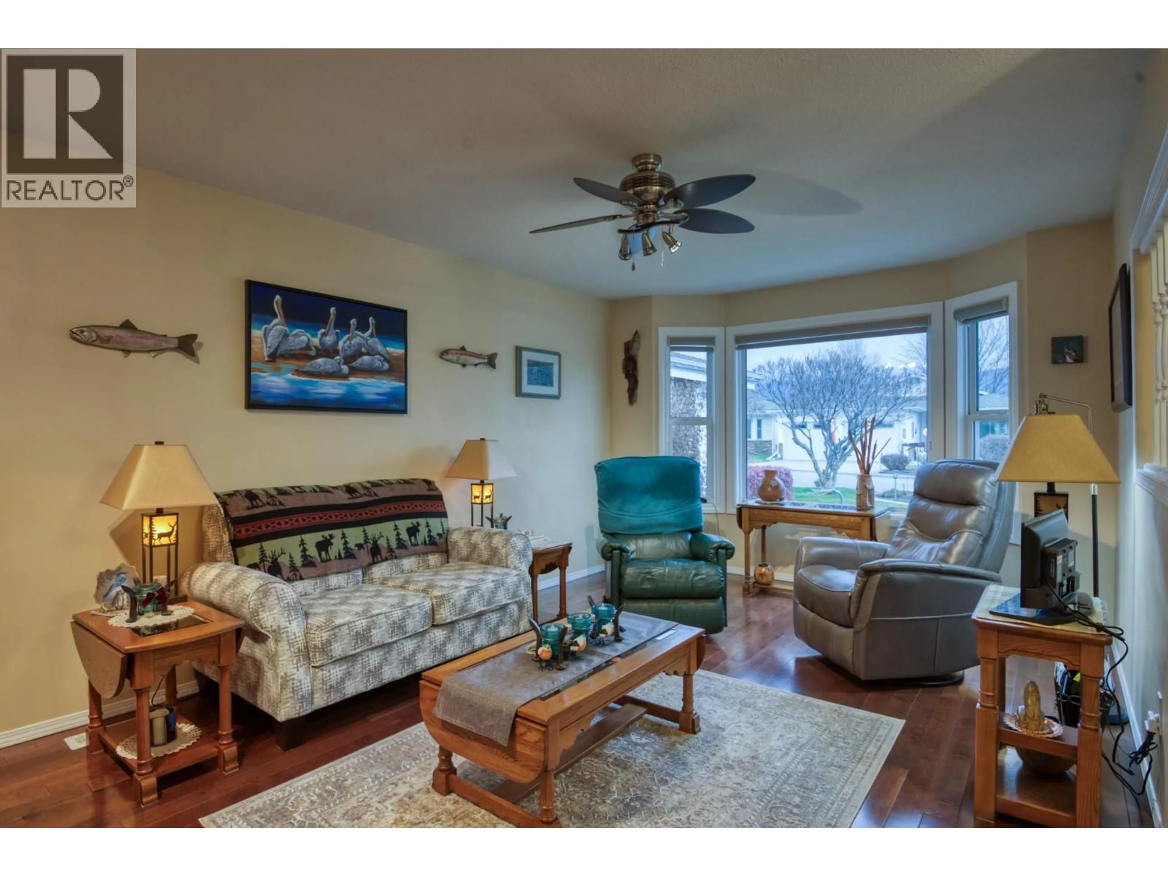 Living room with furniture, unknown for 140 HERON DRIVE, Penticton British Columbia V2A8K6