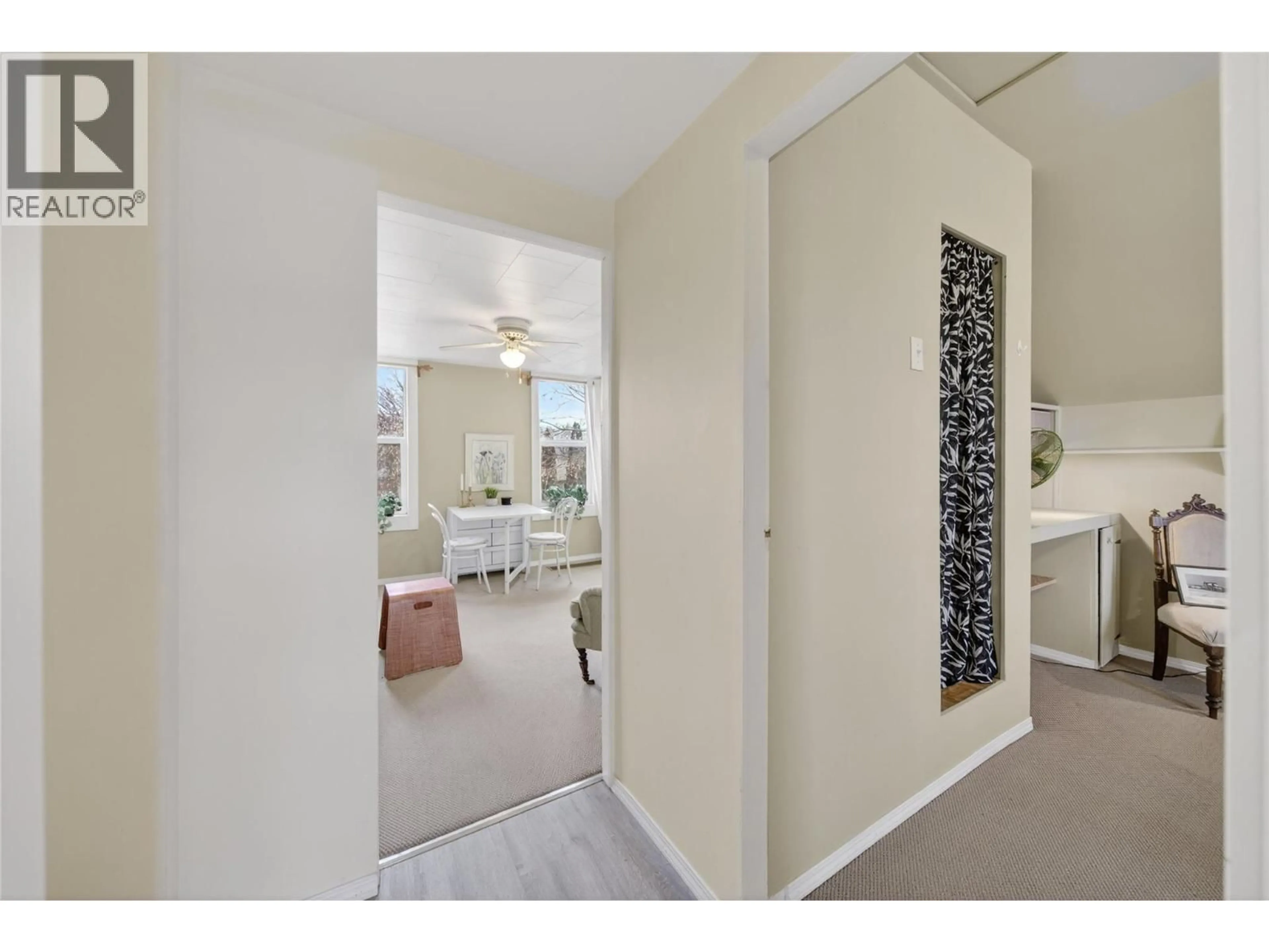 Indoor entryway for 2249 GRANITE AVENUE, Merritt British Columbia V1K1B8