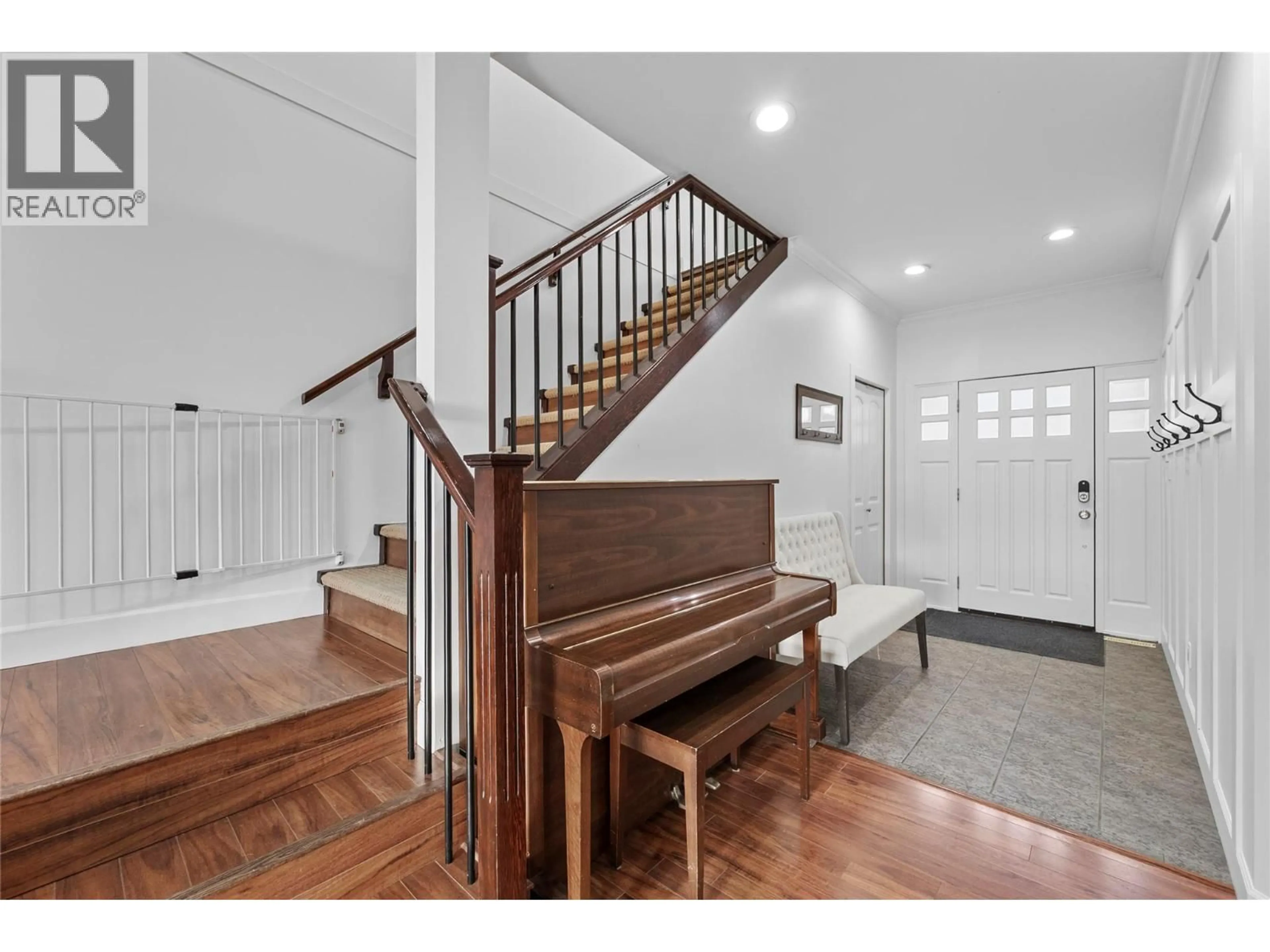 Indoor entryway for 2662 FORKSDALE COURT, Merritt British Columbia V1K1P8