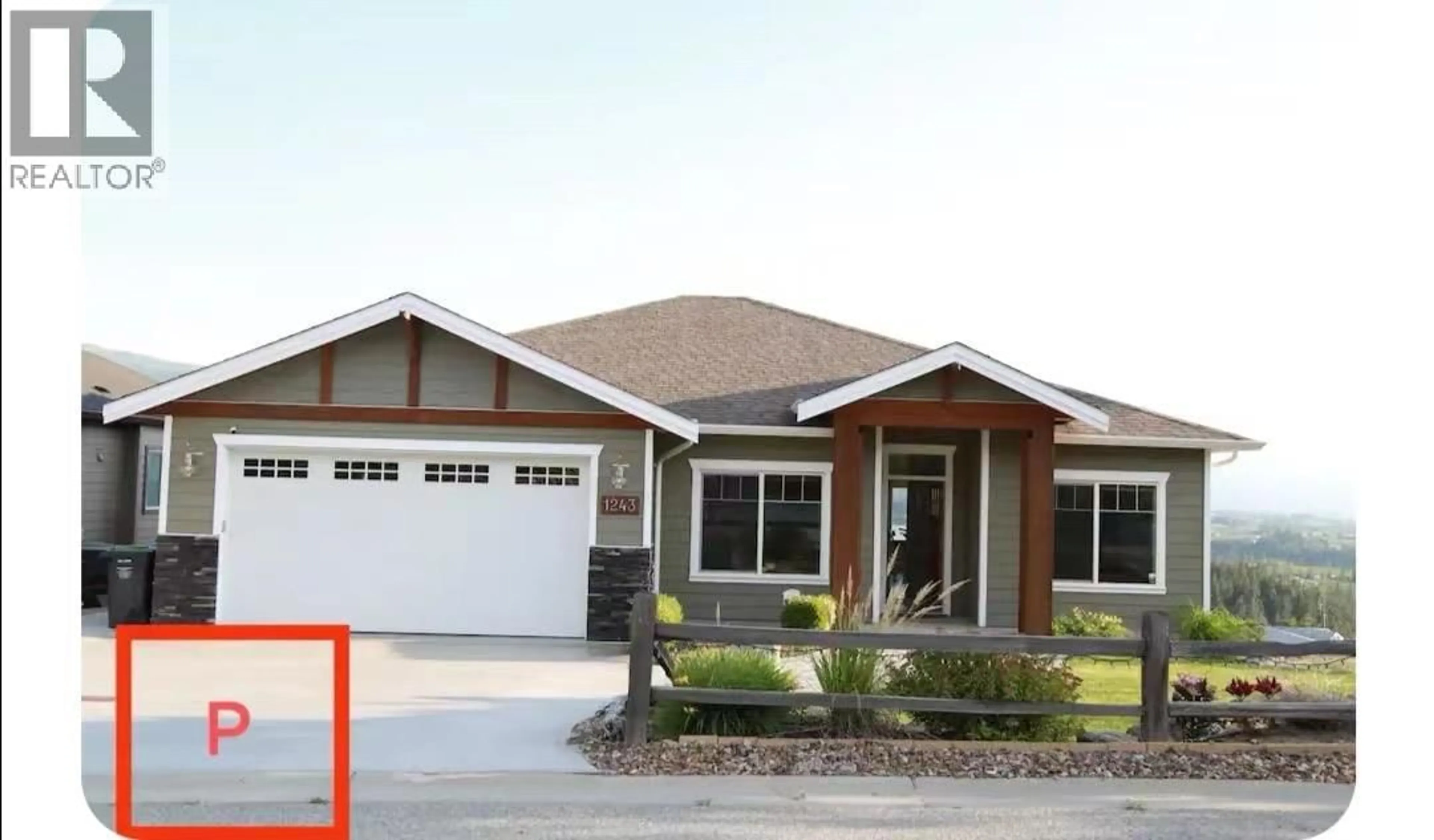 Home with vinyl exterior material, street for 1243 FEEDHAM AVENUE, Kelowna British Columbia V1P1P5