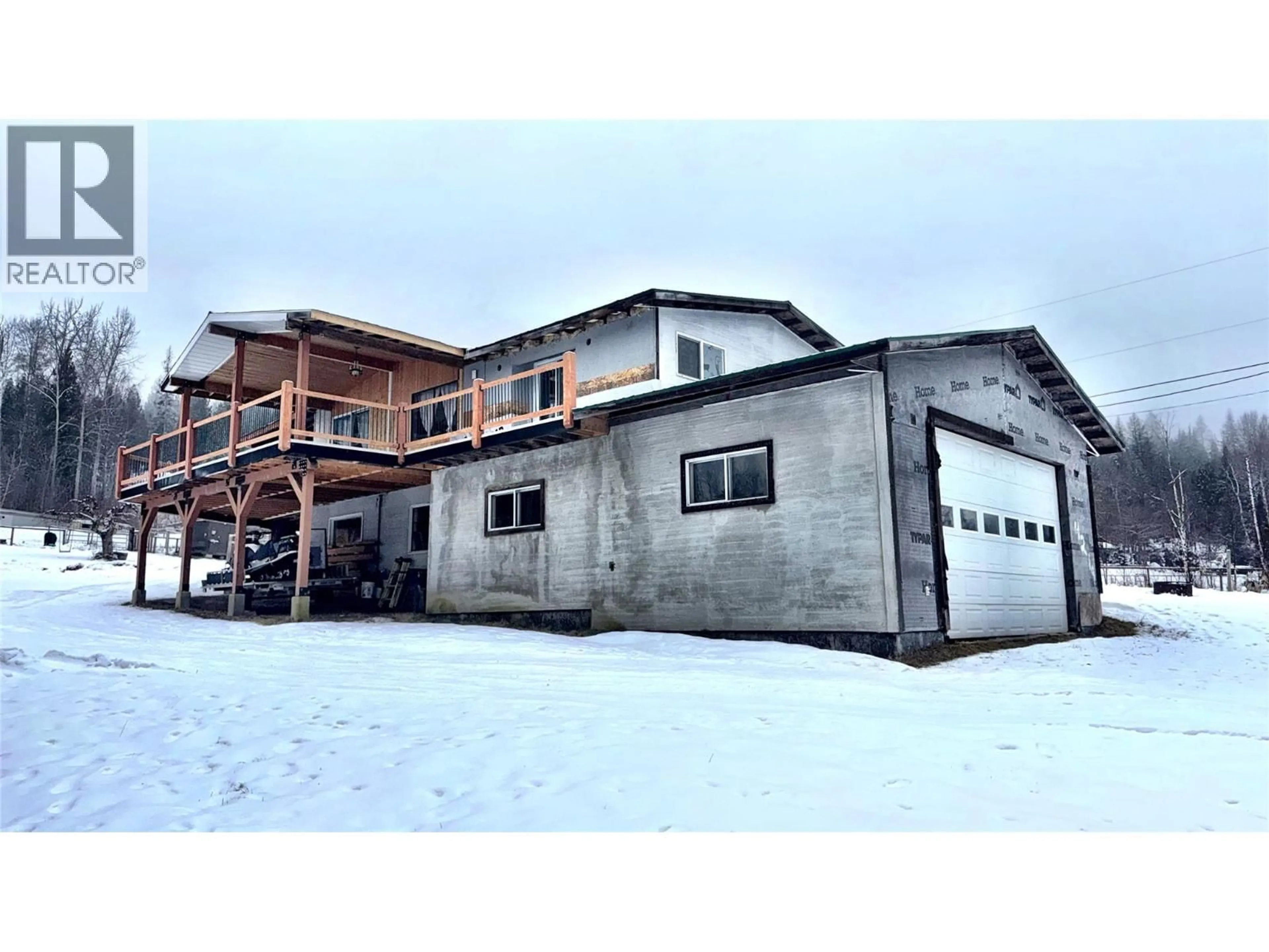 Indoor garage for 4219 CASINO ROAD, Trail British Columbia V1R4X3