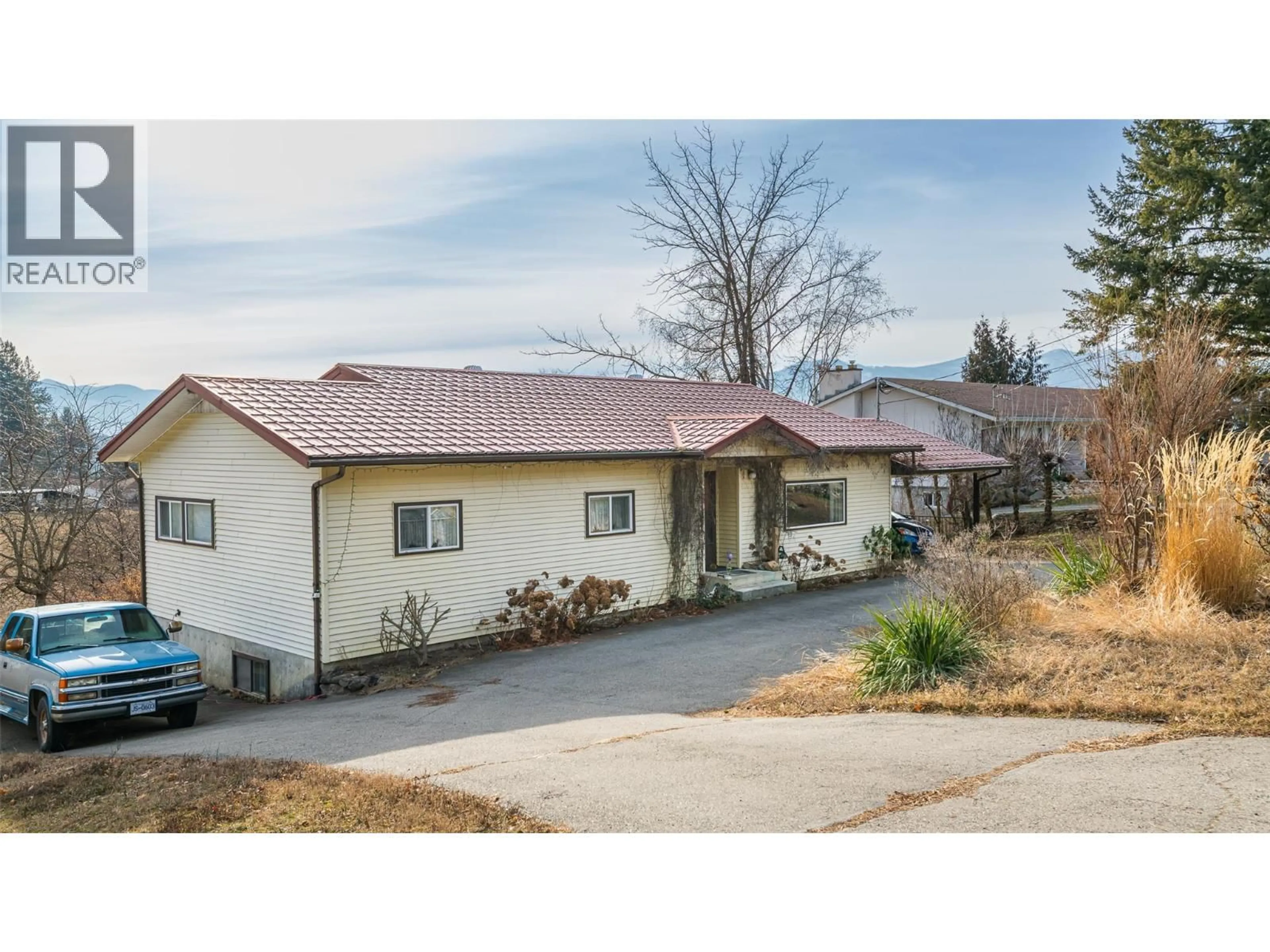 A pic from outside/outdoor area/front of a property/back of a property/a pic from drone, mountain view for 3621 MASUCH ROAD, Erickson British Columbia V0B1G1