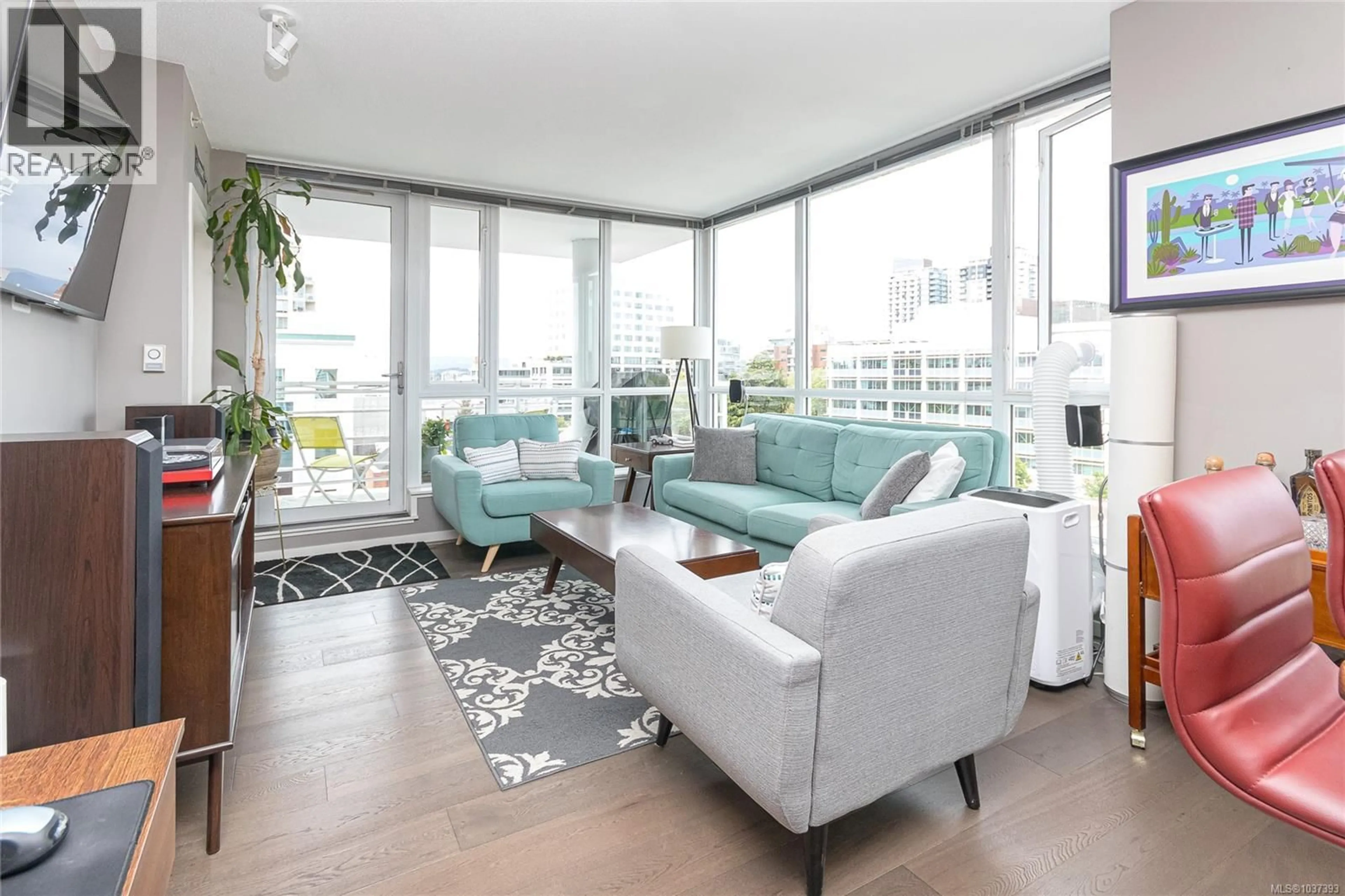Living room with furniture, unknown for 706 - 834 JOHNSON STREET, Victoria British Columbia V8W1N3