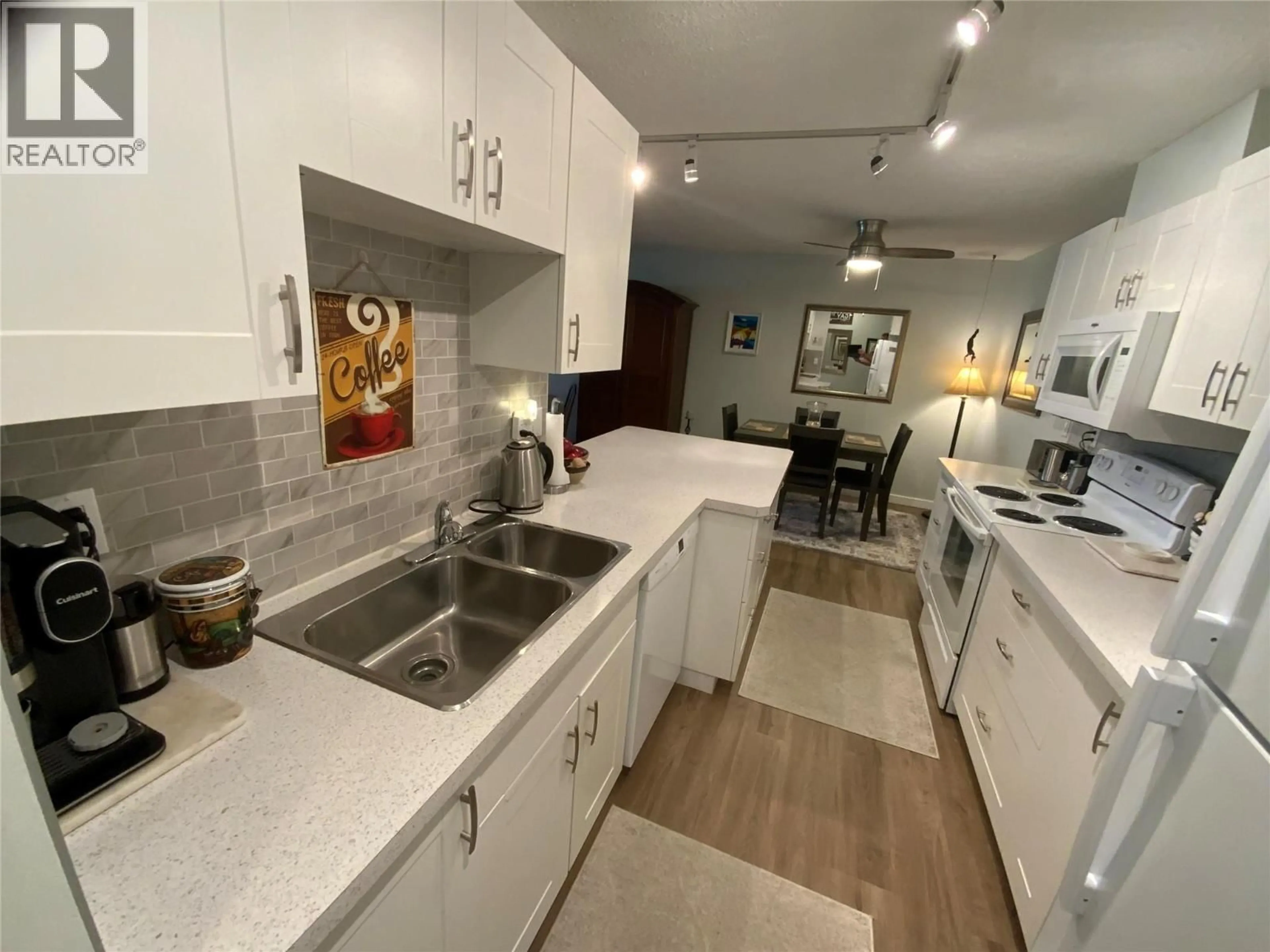 Unknown for 104 - 740 WINNIPEG STREET, Penticton British Columbia V2A5N3