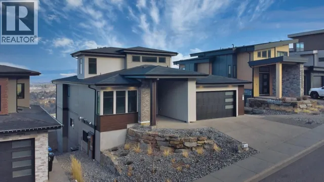 1030 EMSLIE STREET, Kelowna