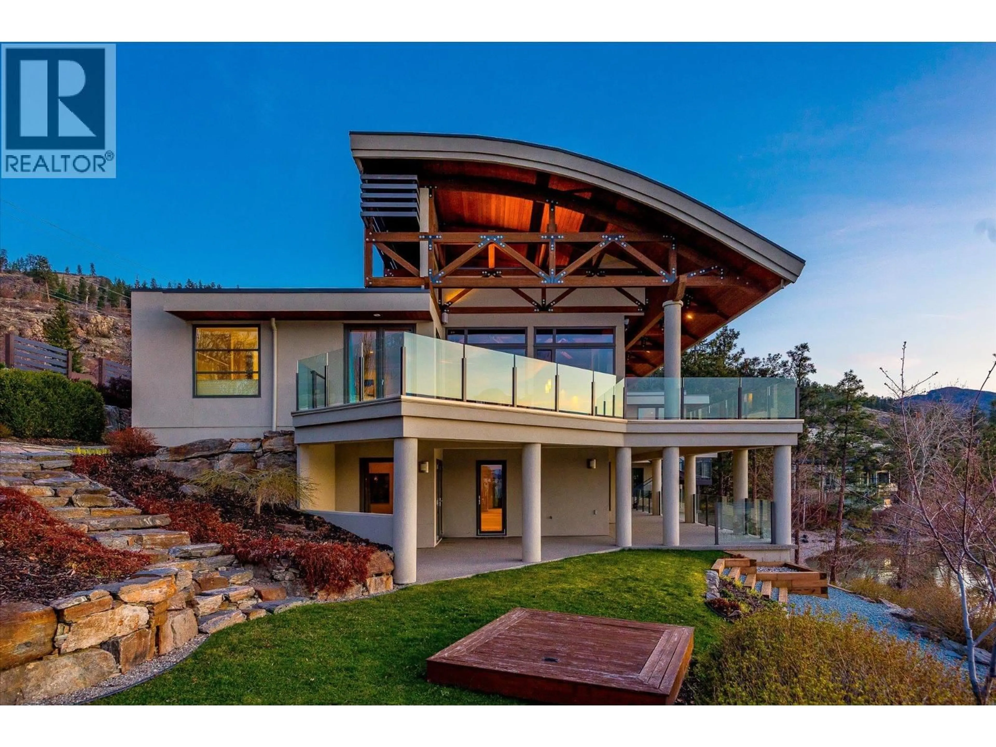 Unknown for 5560 LAKESHORE ROAD, Kelowna British Columbia V1W4J4