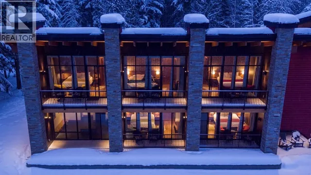 1944 LEIDLOFF ROAD, Revelstoke 2