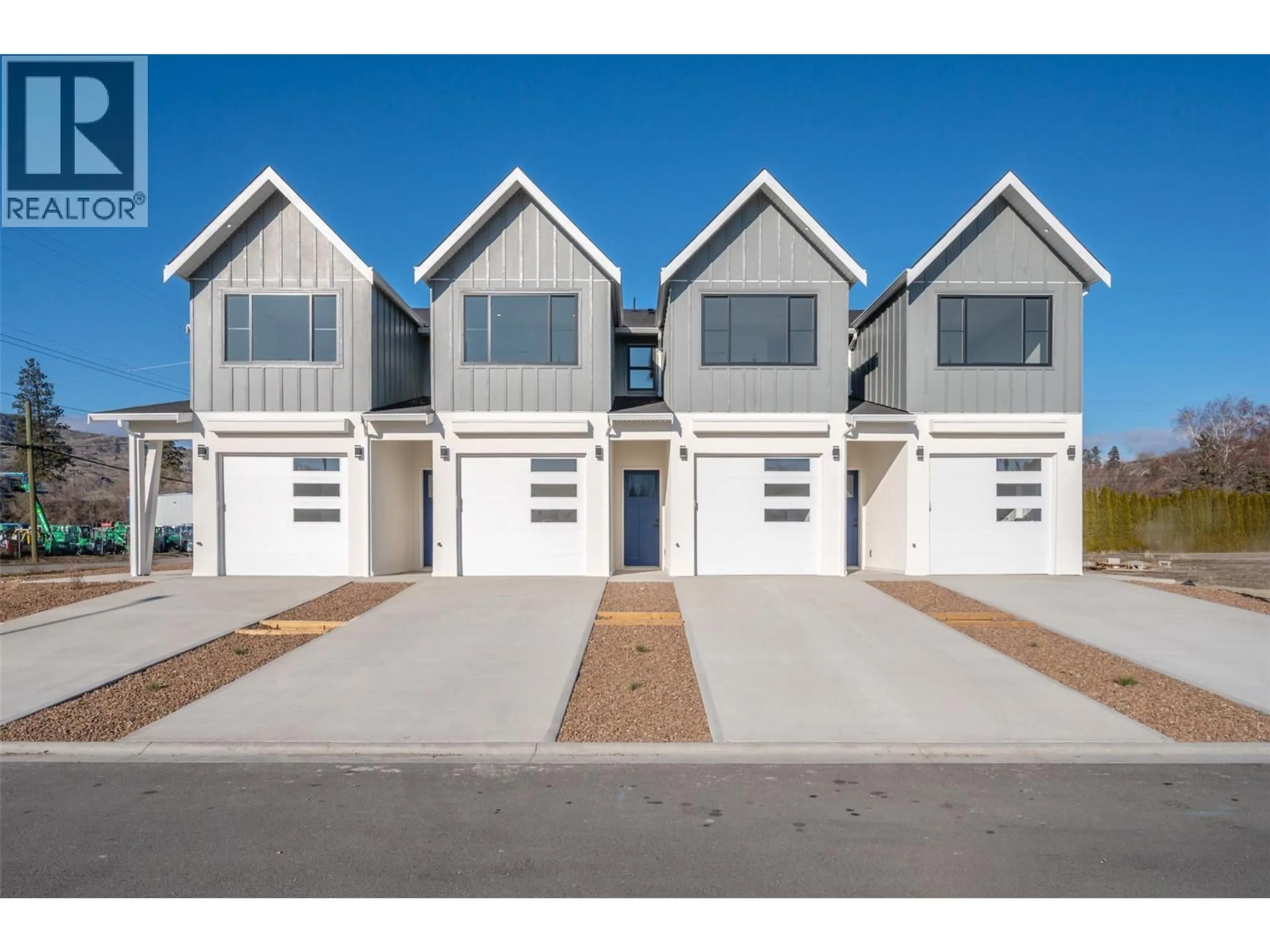 Unknown for 4 - 194 MAPLE PLACE, Oliver British Columbia V0H1T9