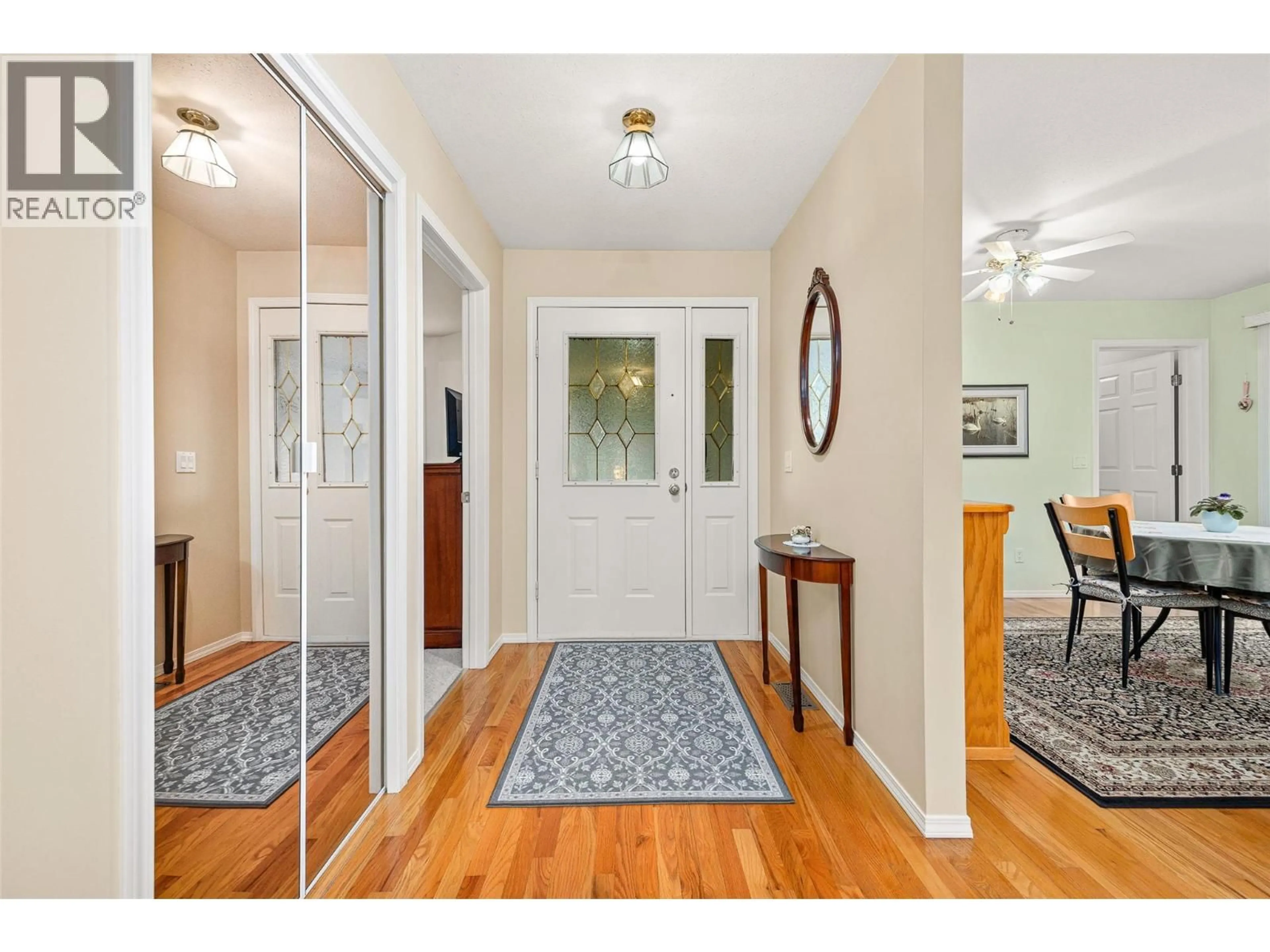 Indoor entryway for 43 - 950 LANFRANCO ROAD, Kelowna British Columbia V1W3X3