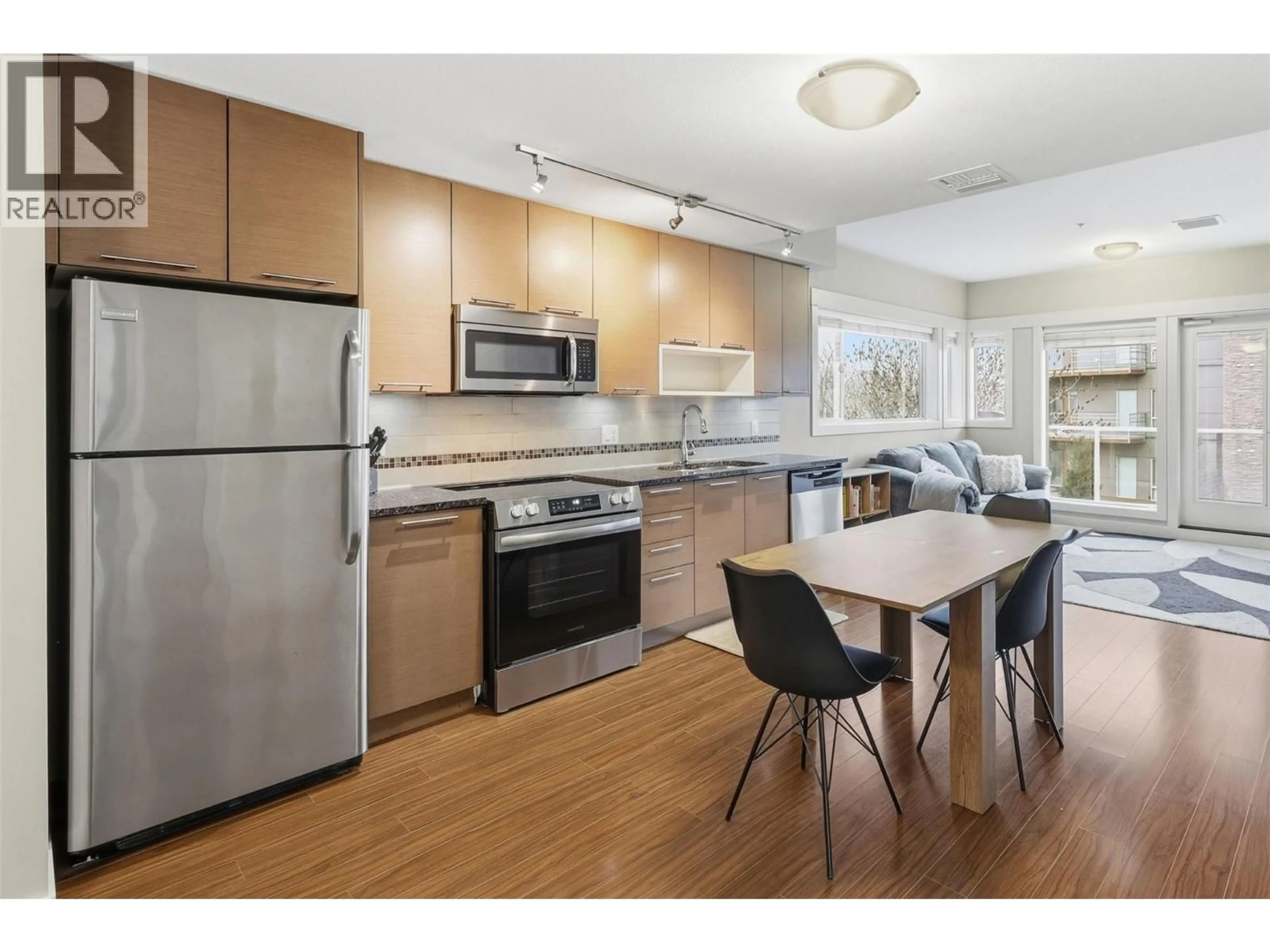 Standard kitchen, wood/laminate floor for 3217 - 1040 TALASA COURT, Kamloops British Columbia V2H0C4