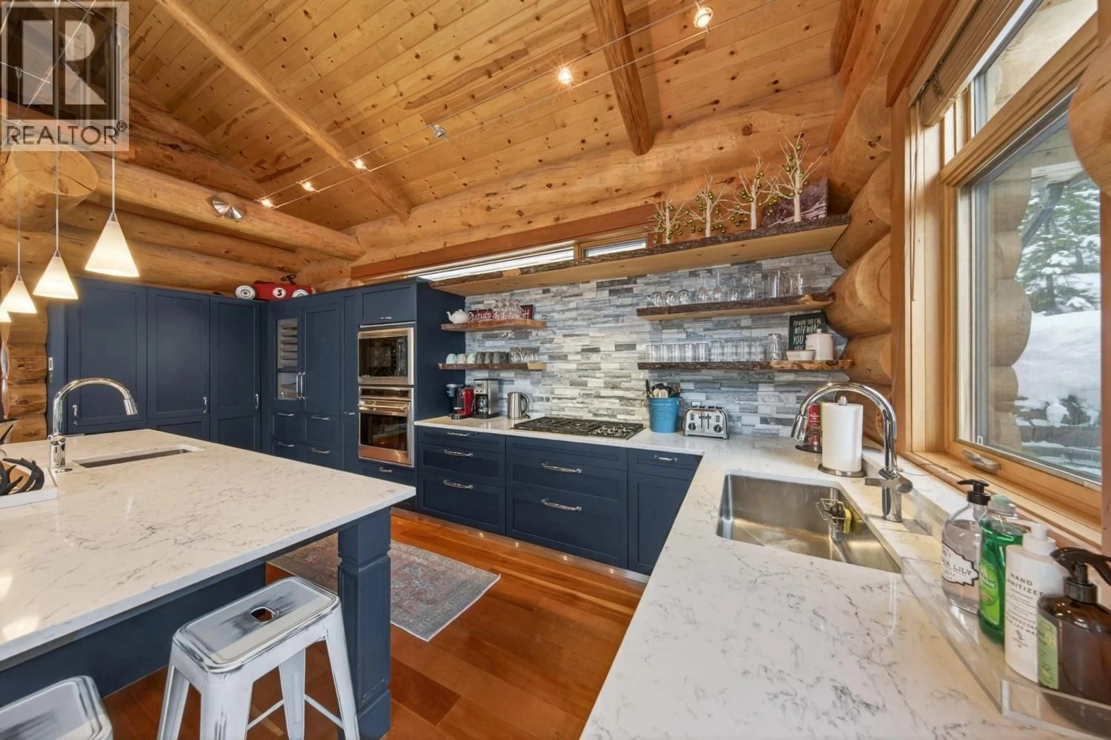 Open concept kitchen, unknown for 1783 GREYWOLF DRIVE, Panorama British Columbia V0A1T0
