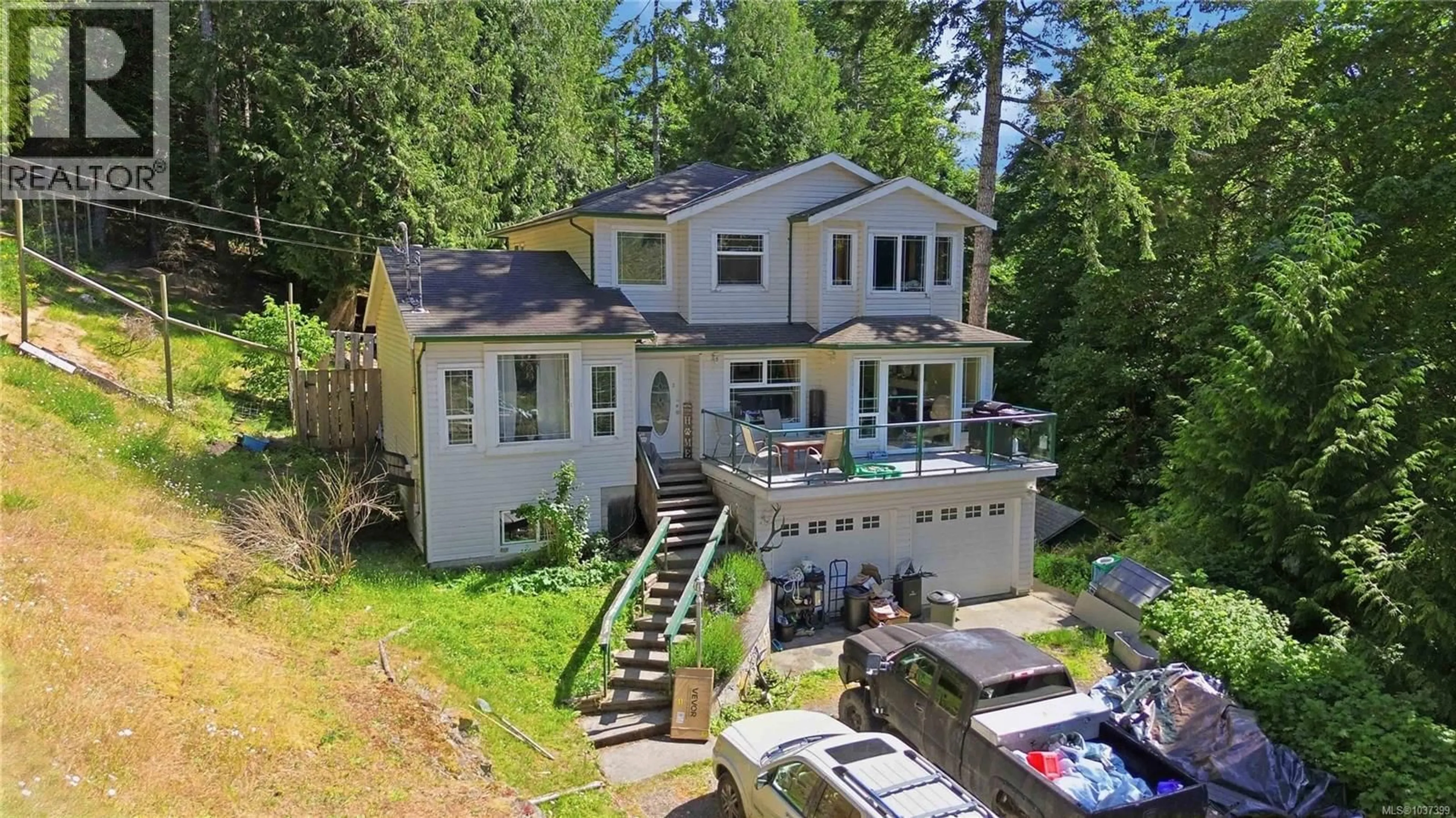 A pic from outside/outdoor area/front of a property/back of a property/a pic from drone, water/lake/river/ocean view for 821 SEEDTREE ROAD, Sooke British Columbia V9Z1C2