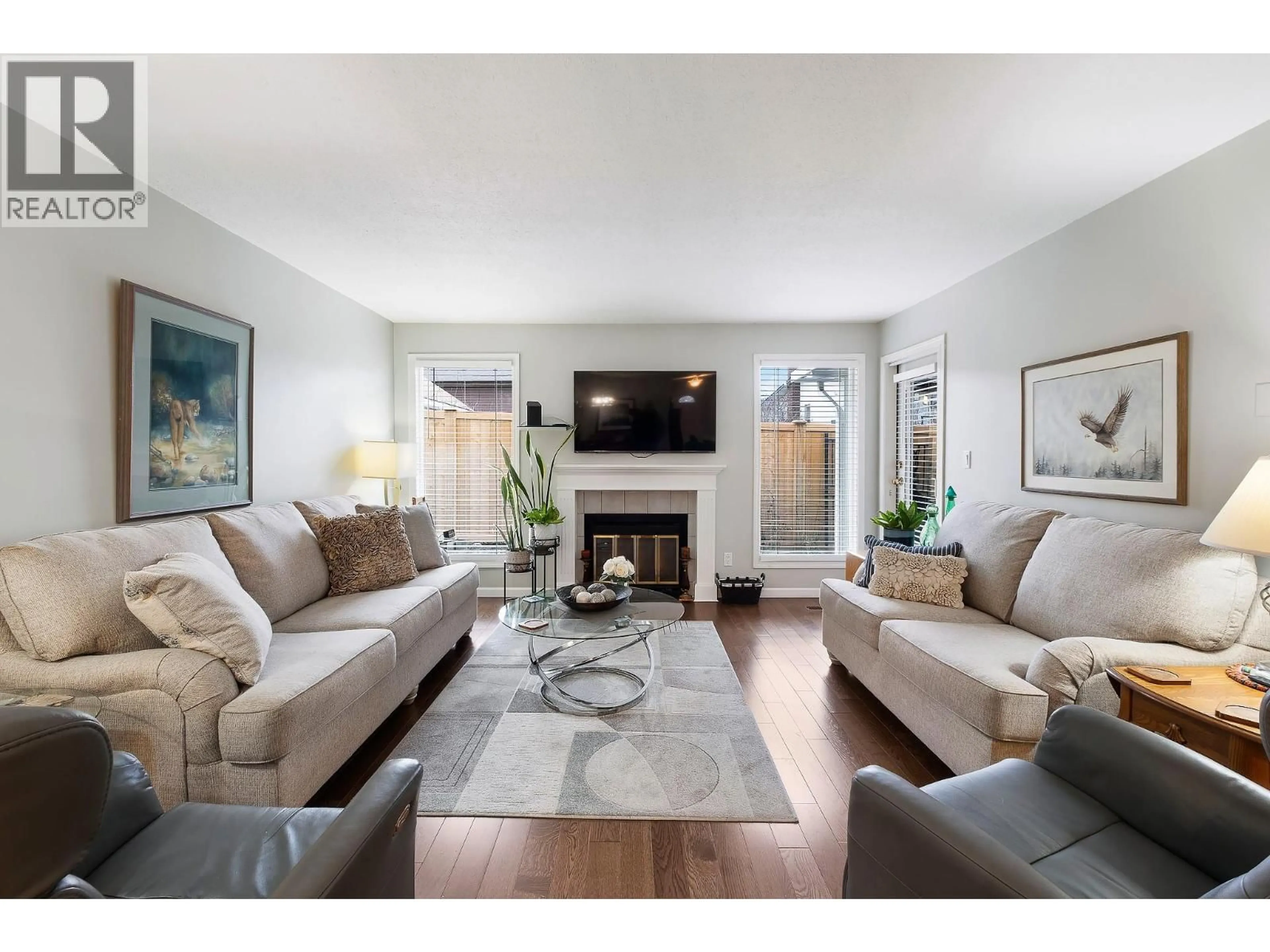 Living room with furniture, unknown for 109 - 915 SASKATOON ROAD, Kelowna British Columbia V1X6Z2