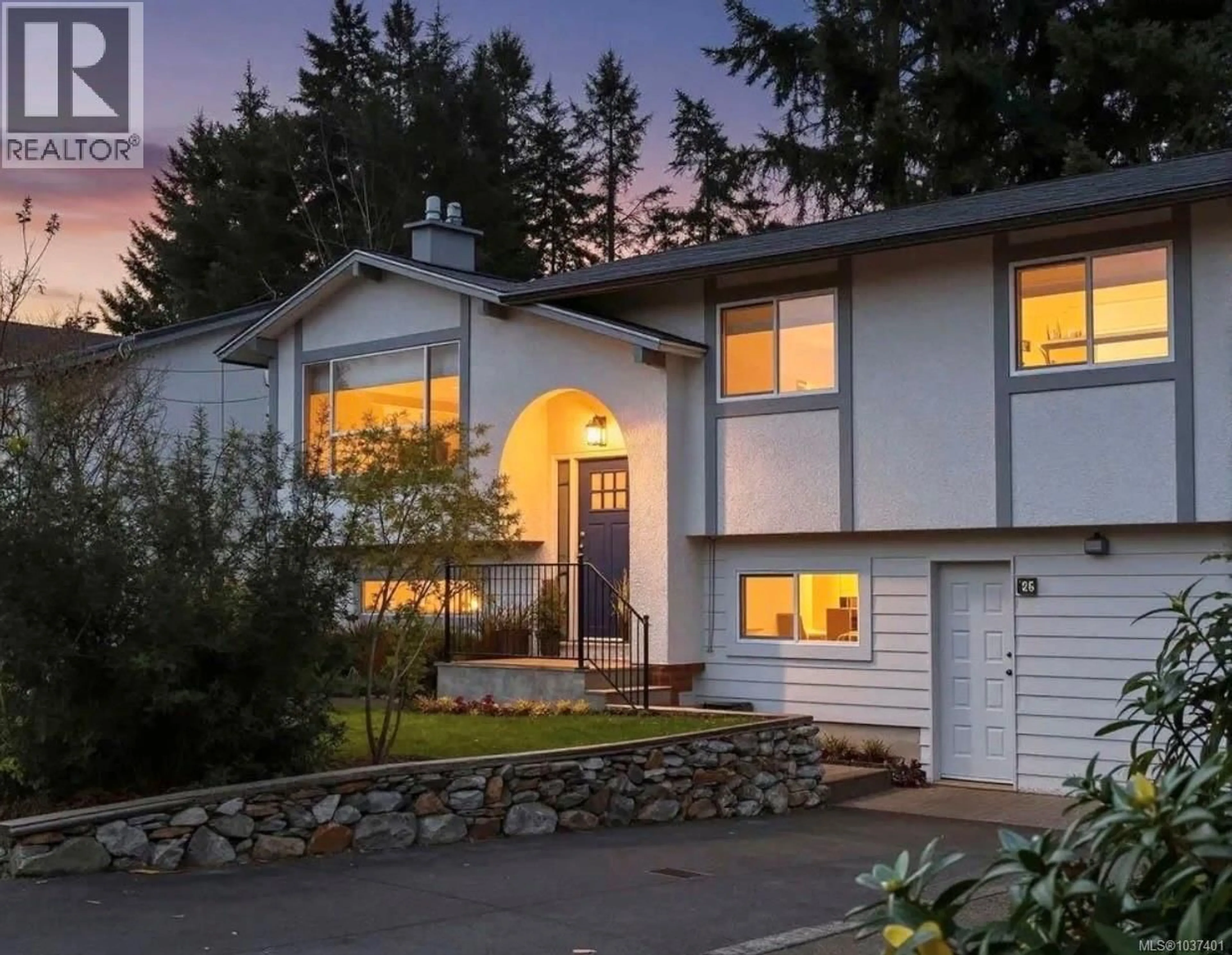 Home with vinyl exterior material, street for 78 ROD & GUN ROAD, Courtenay British Columbia V9N3M9