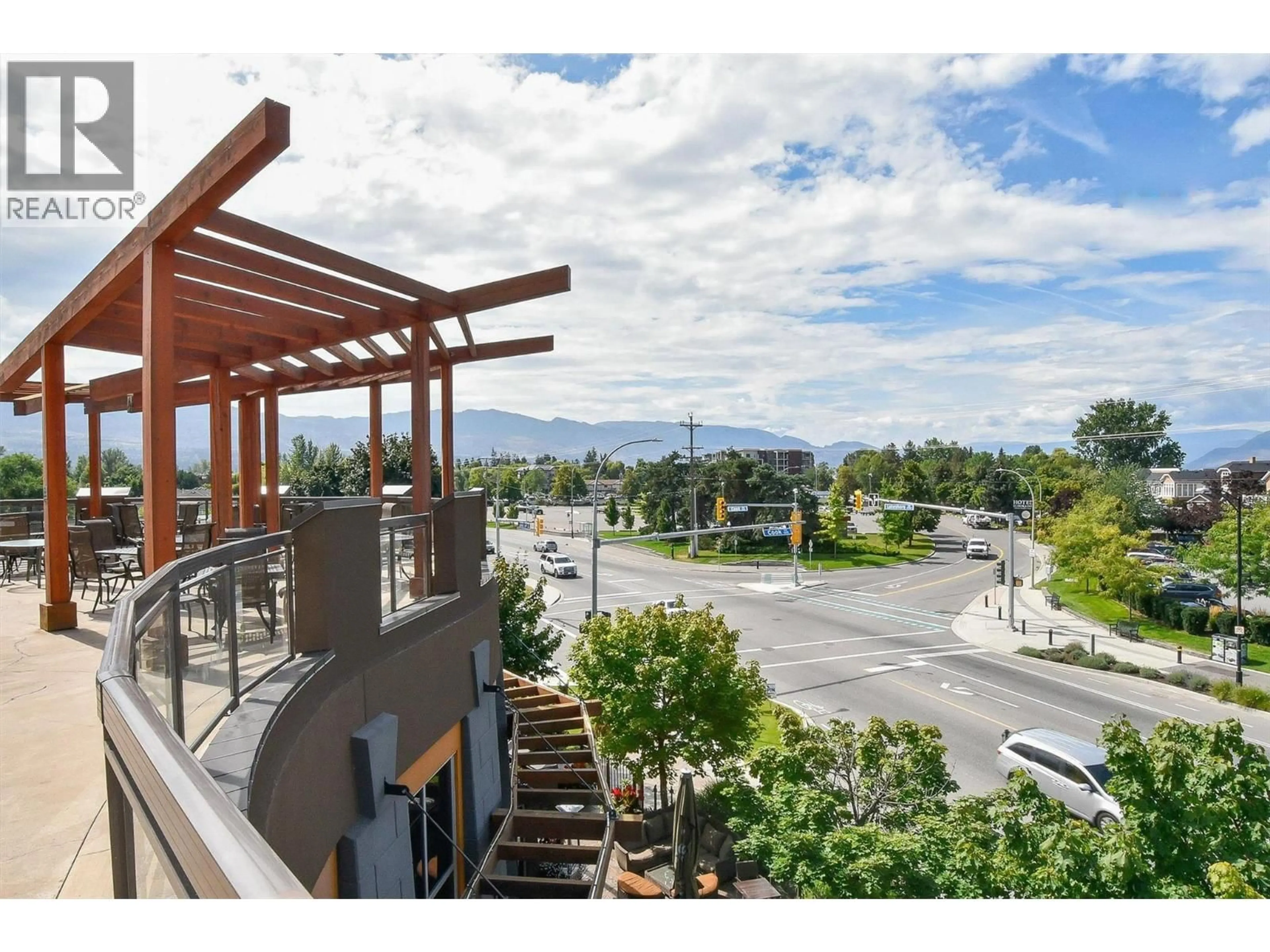 Patio, mountain view for 605 - 654 COOK ROAD, Kelowna British Columbia V1W3G7