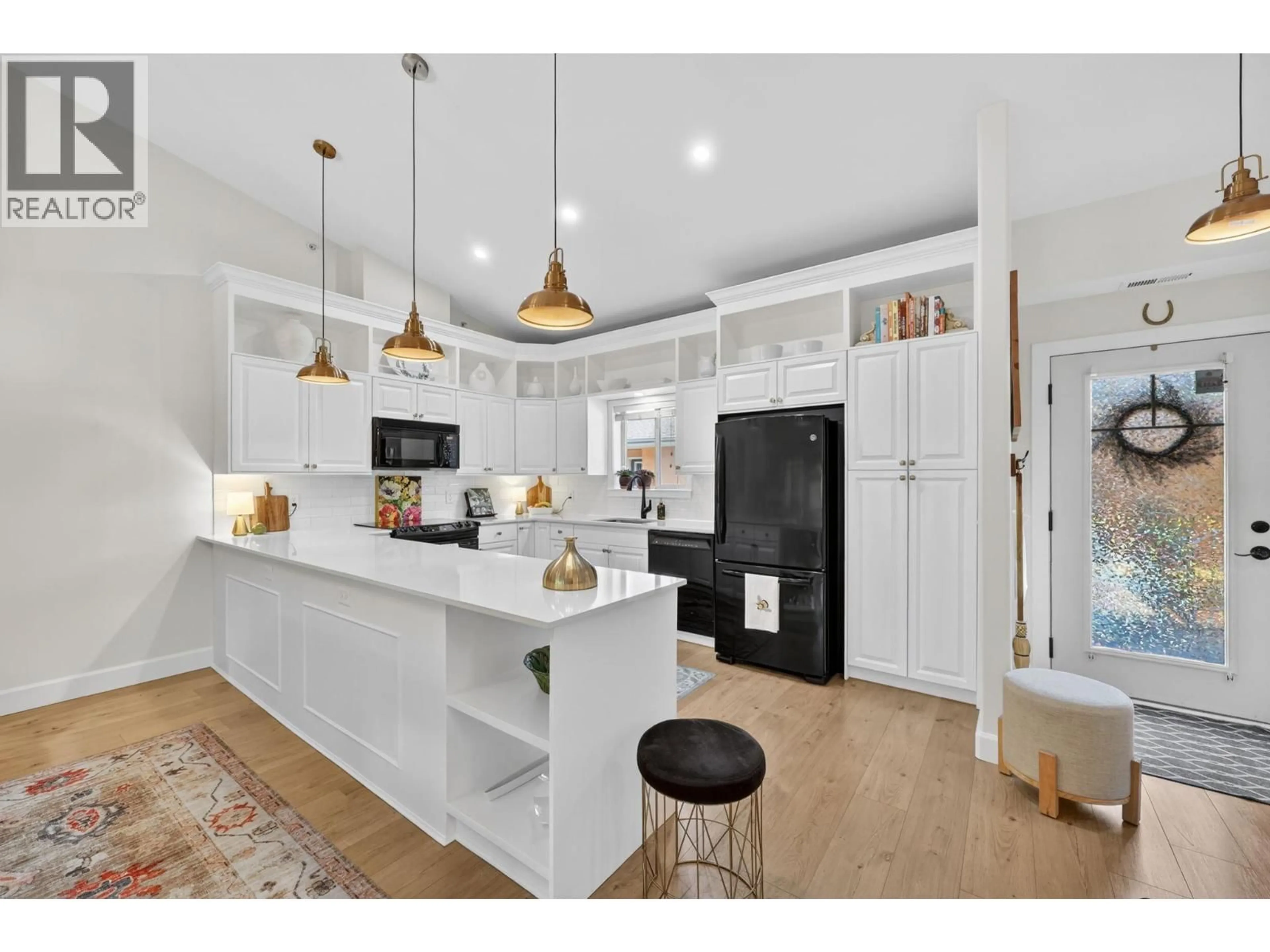 Open concept kitchen, unknown for 301 - 3996 BEACH AVENUE, Peachland British Columbia V0H1X5