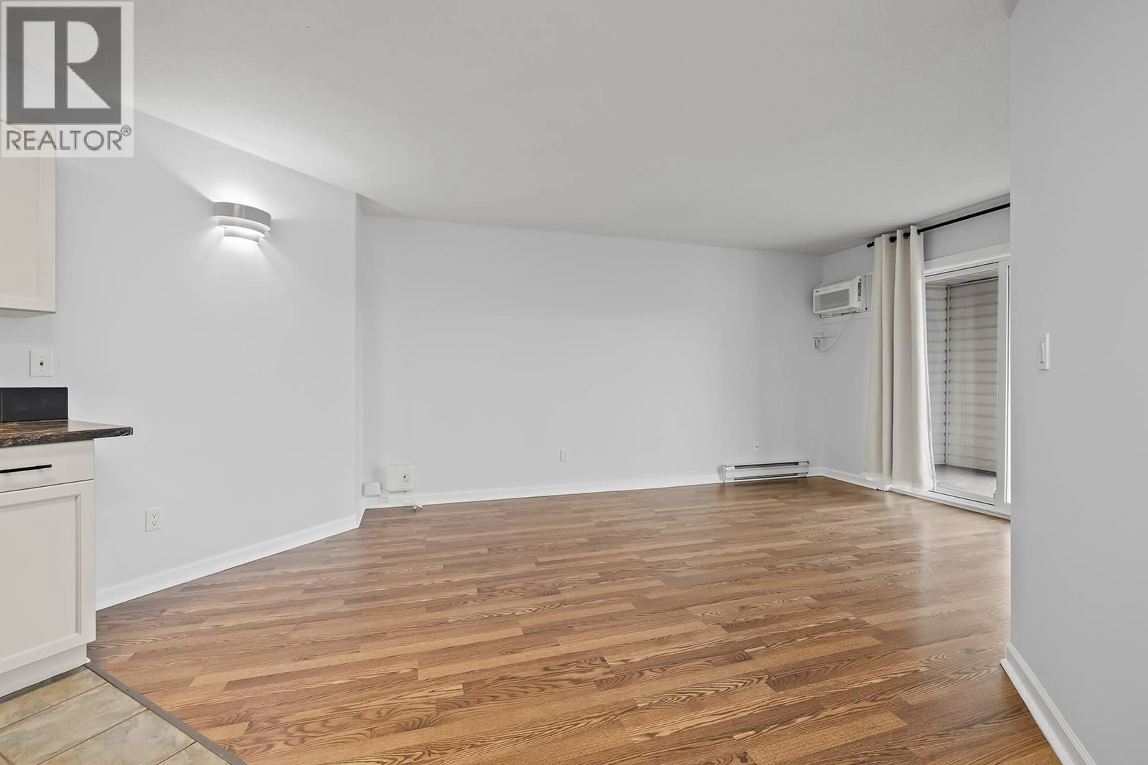 A pic of a room for 424 - 3160 CASORSO ROAD, Kelowna British Columbia V1W3L7