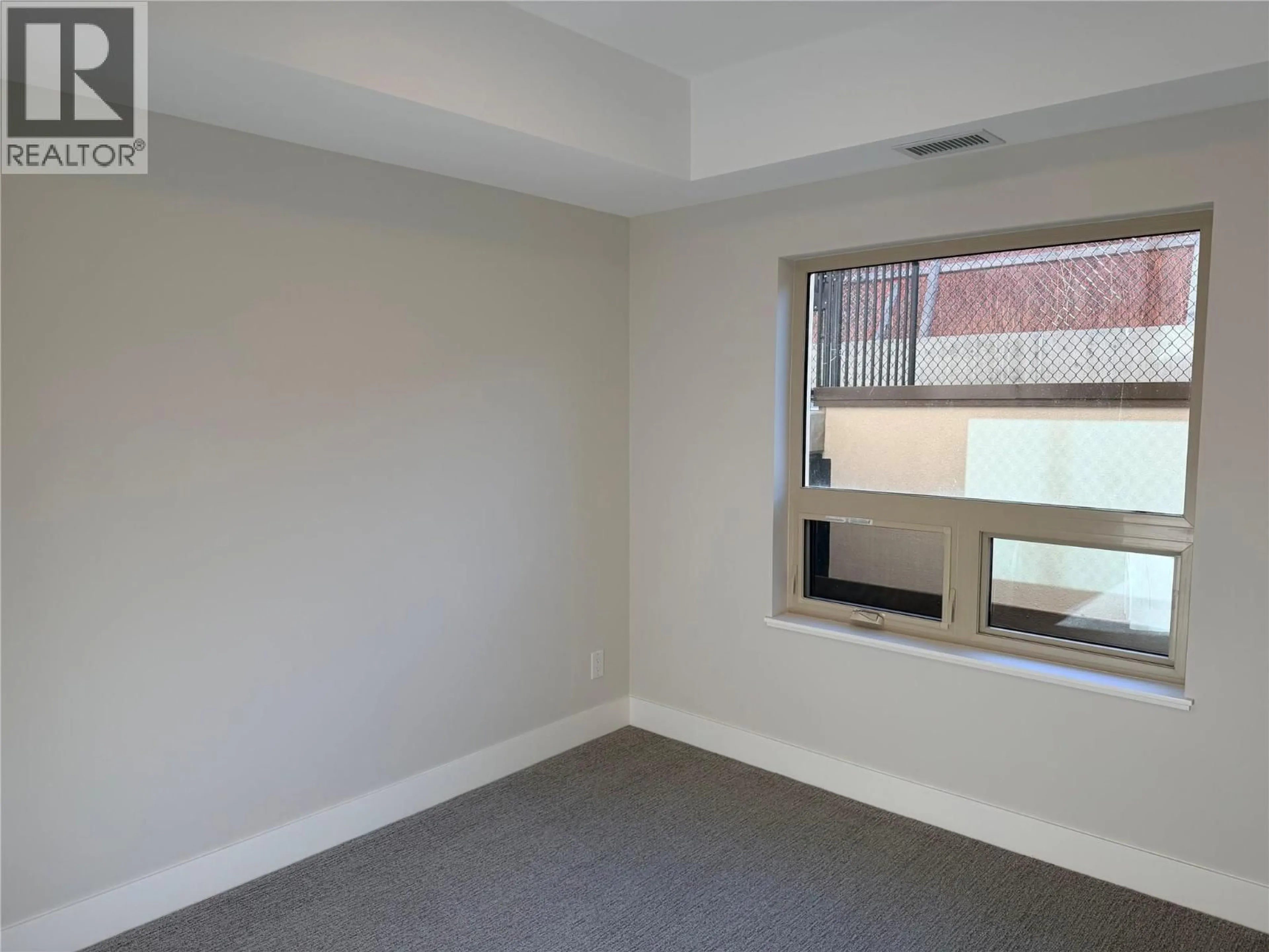 A pic of a room for 104 - 2171 VAN HORNE DRIVE, Kamloops British Columbia V1S0E2