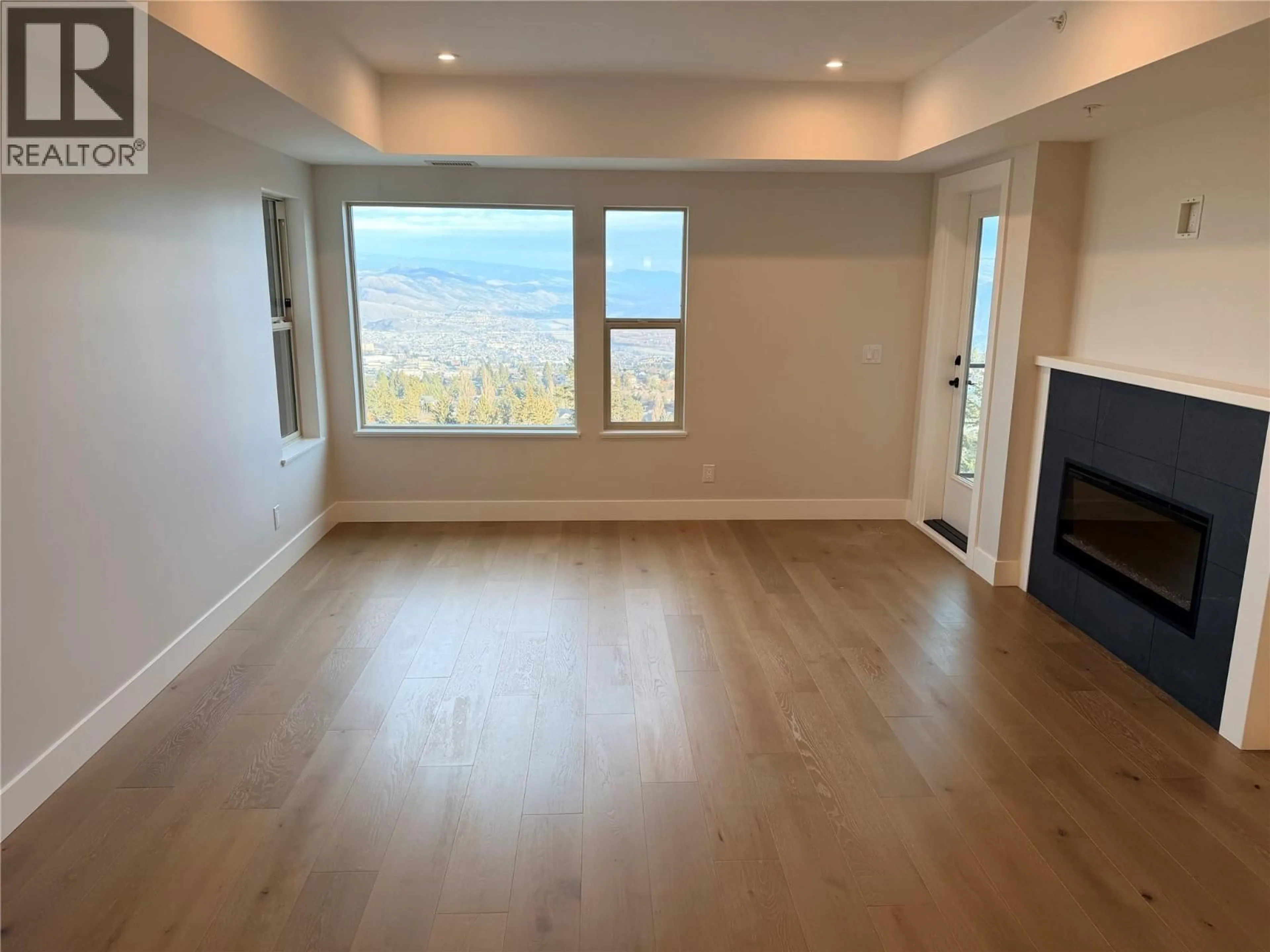 A pic of a room for 307 - 2171 VAN HORNE DRIVE, Kamloops British Columbia V1S0E2