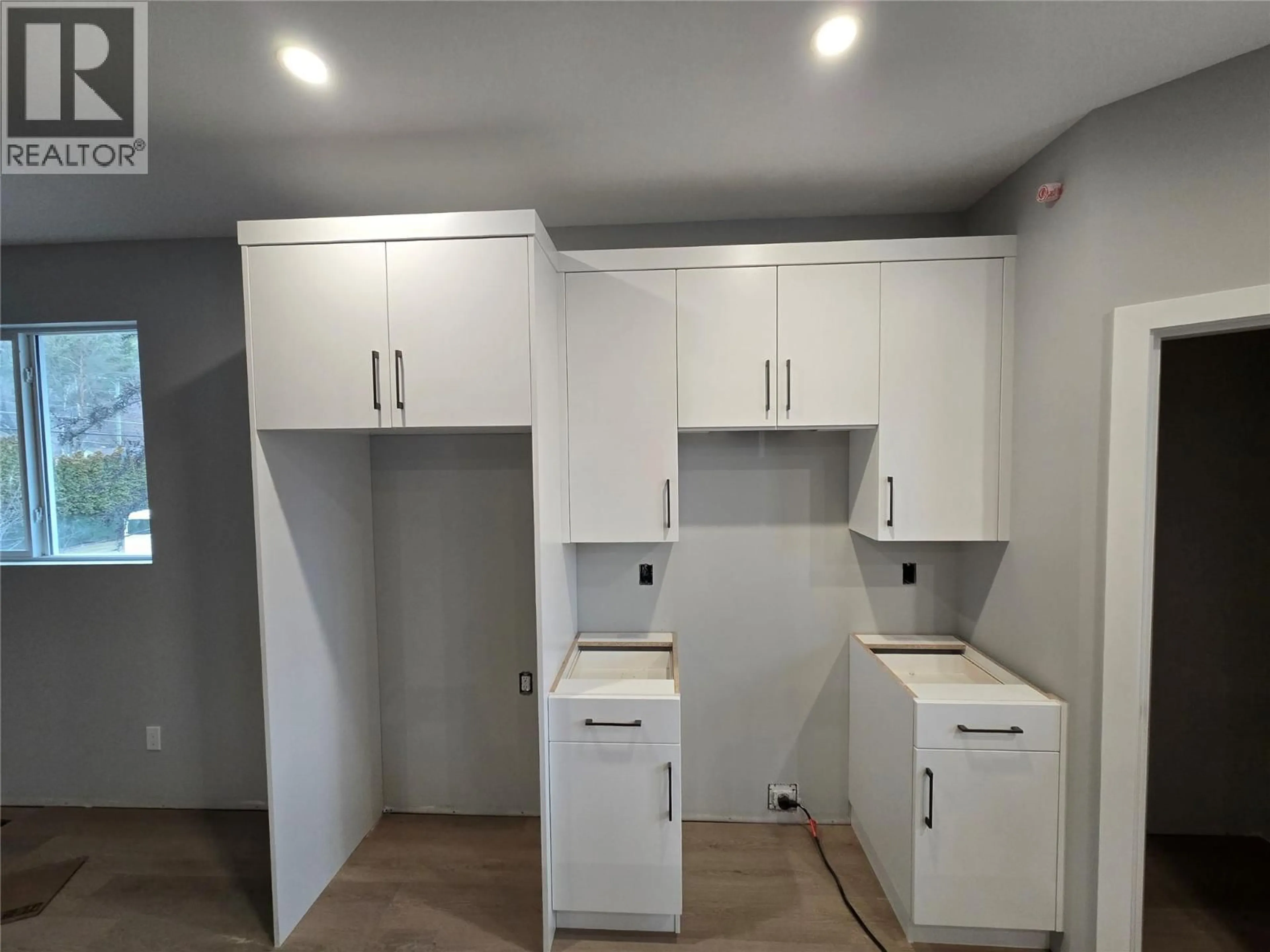 Standard kitchen, wood/laminate floor for 5868 DALLAS DRIVE, Kamloops British Columbia V2C4X2