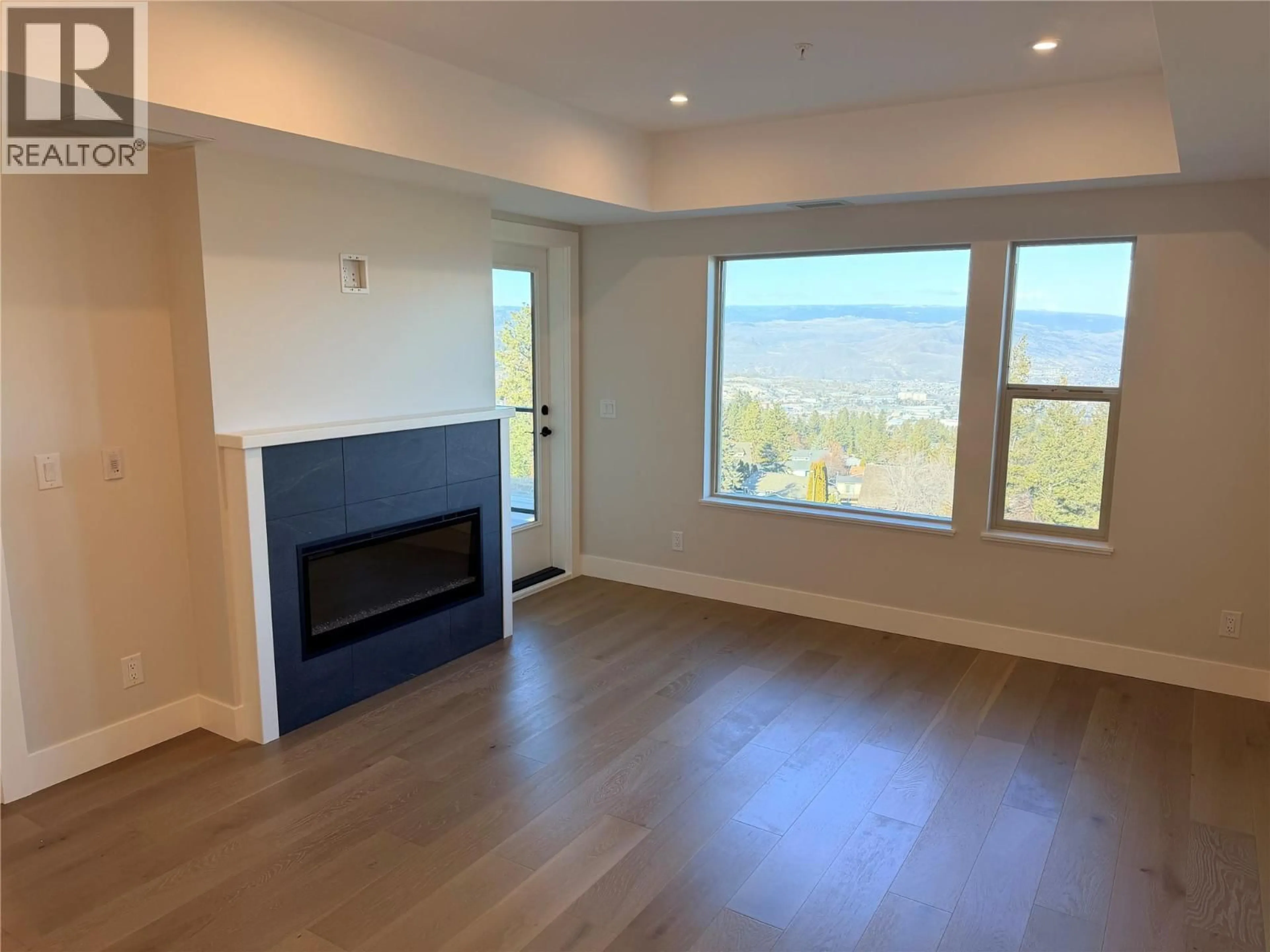 A pic of a room for 201 - 2171 VAN HORNE DRIVE, Kamloops British Columbia V1S0E2