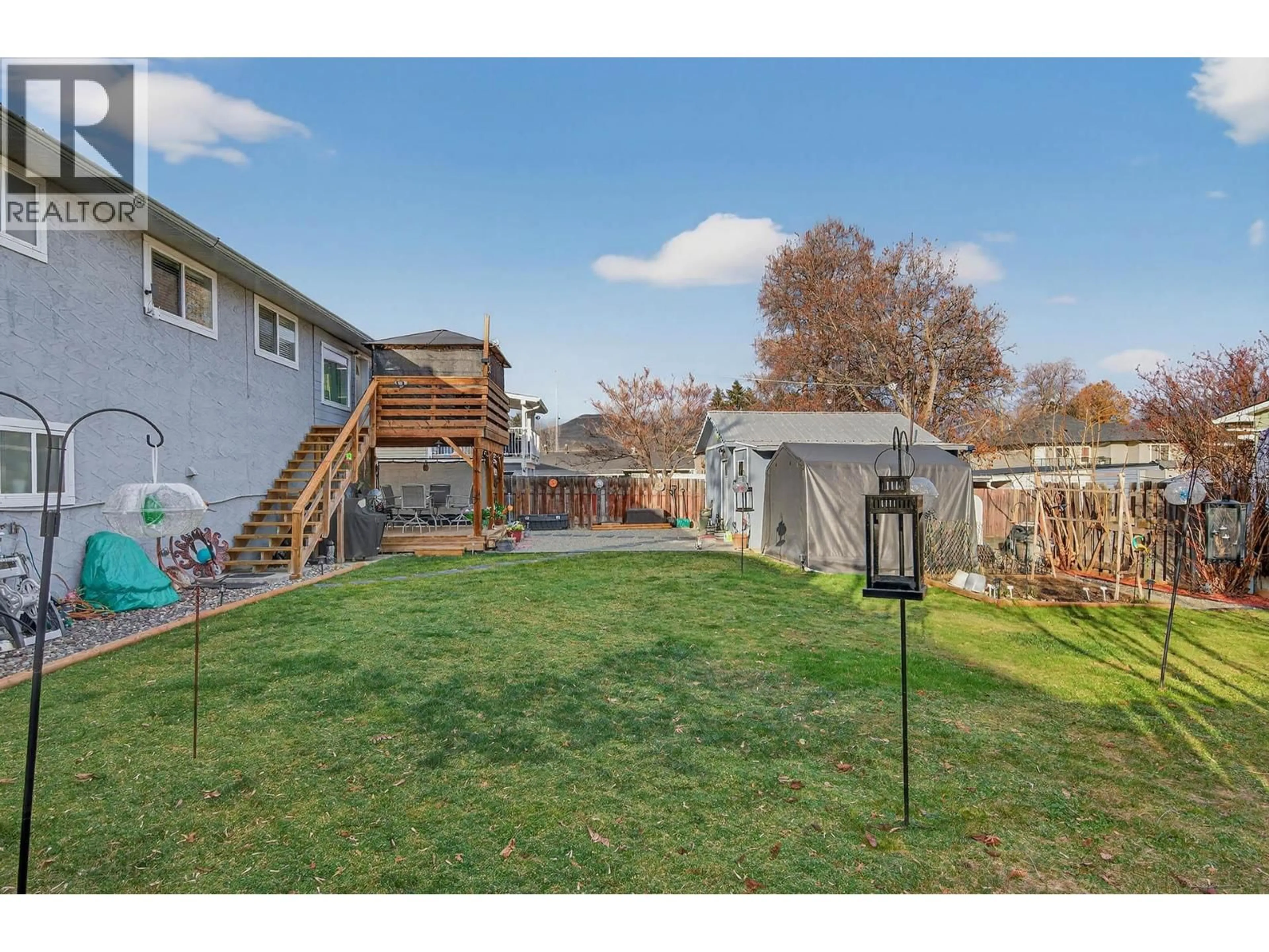 Patio, mountain view for 543 DESMOND STREET, Kamloops British Columbia V2B5J9