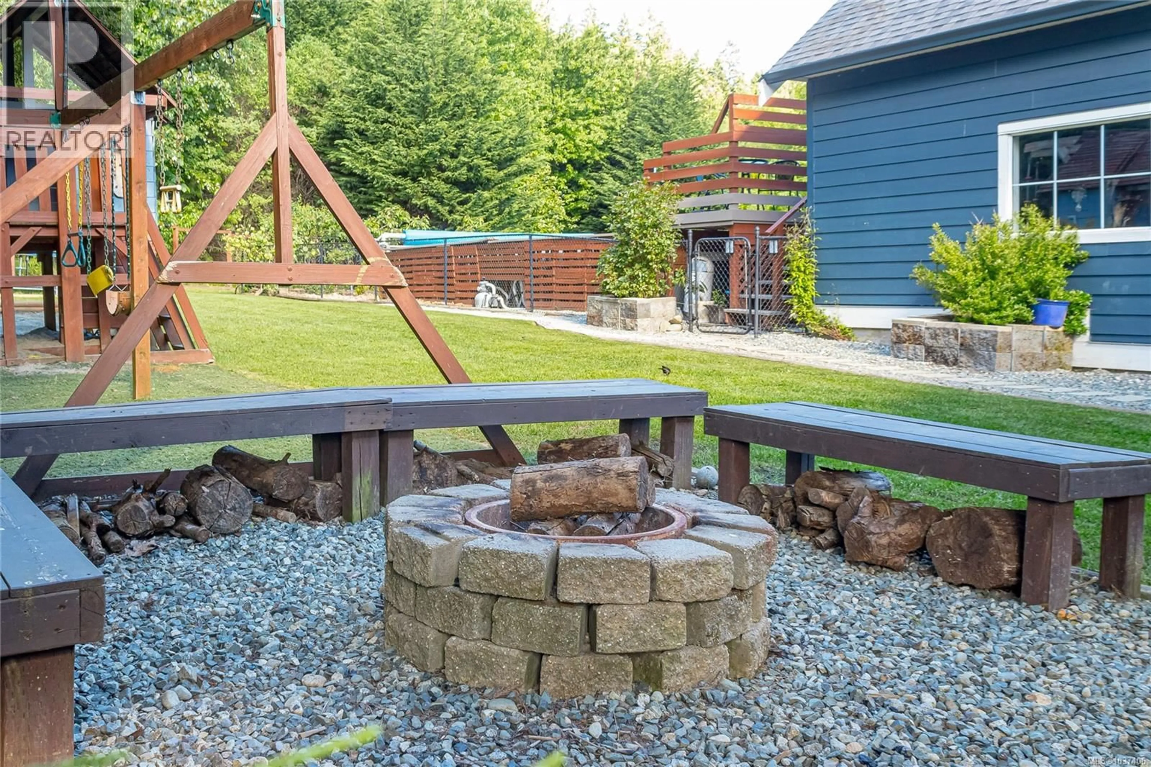 Patio, unknown for 818 CRAIG ROAD, Ladysmith British Columbia V9G2C4