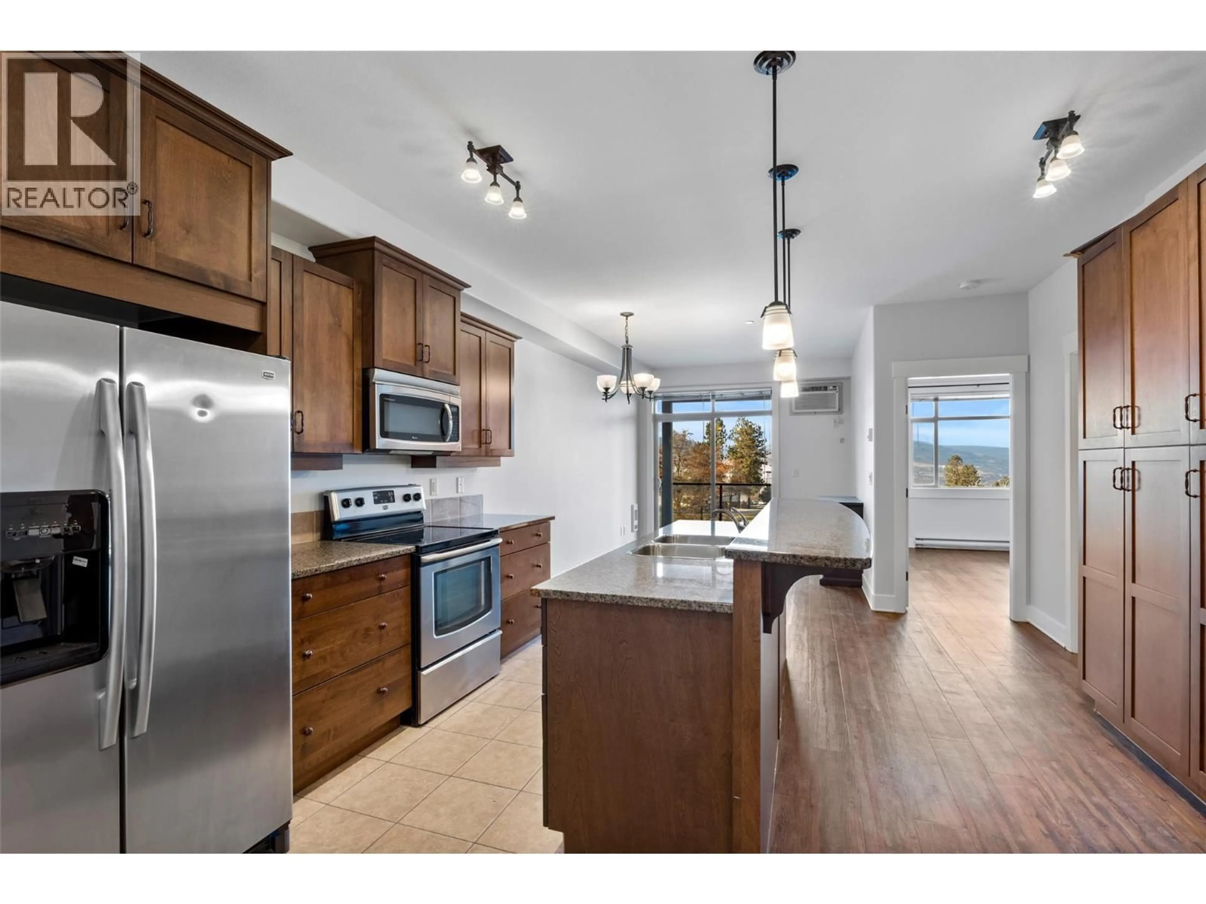 Open concept kitchen, unknown for 202 - 775 MCGILL ROAD, Kamloops British Columbia V2C0B8