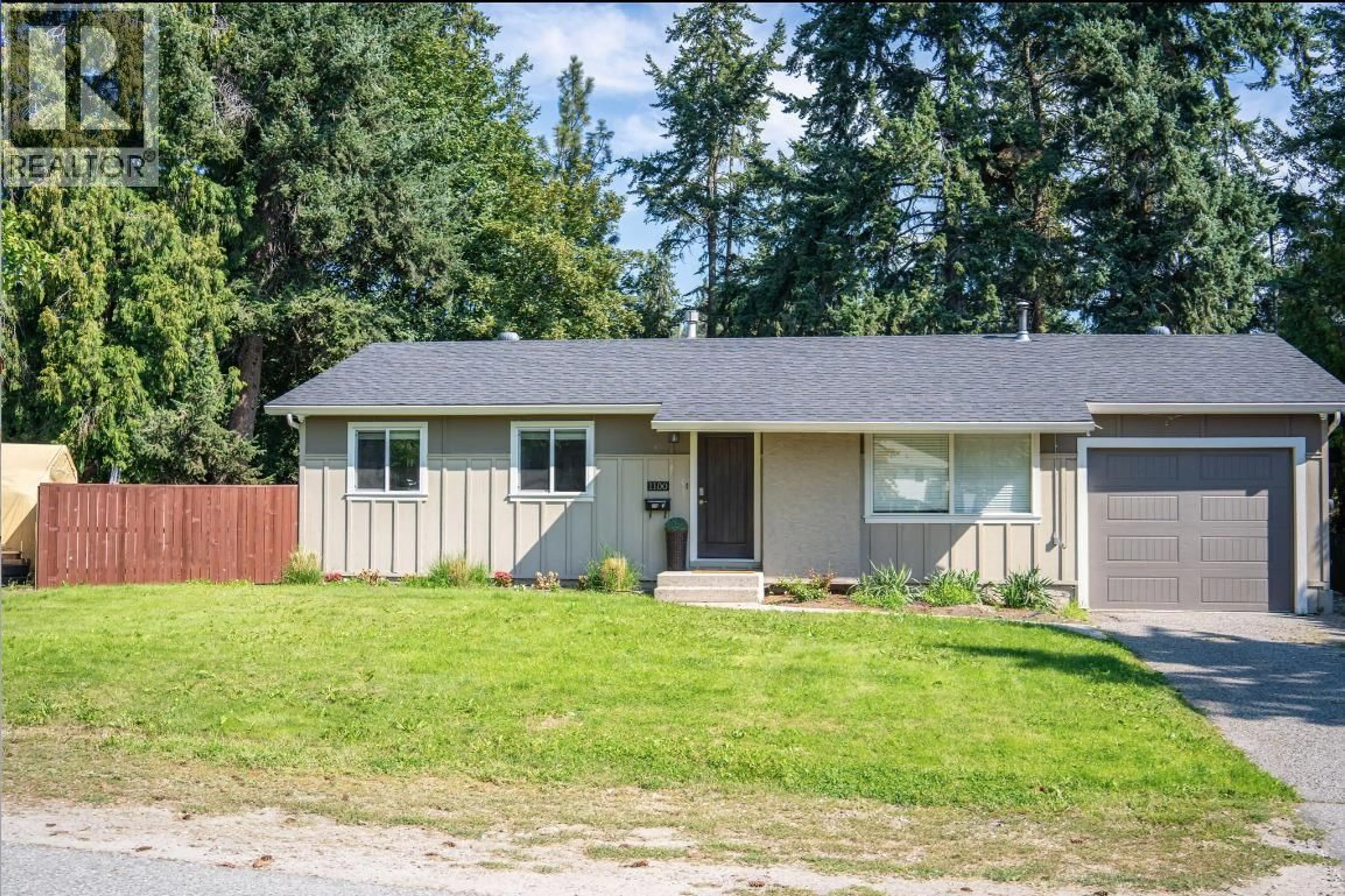 Home with vinyl exterior material, street for 1100 SUSSEX ROAD, West Kelowna British Columbia V1Z1B5