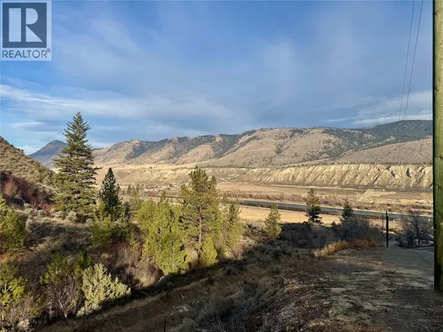 32 - 4395 TRANS CANADA  E HIGHWAY, Kamloops 3