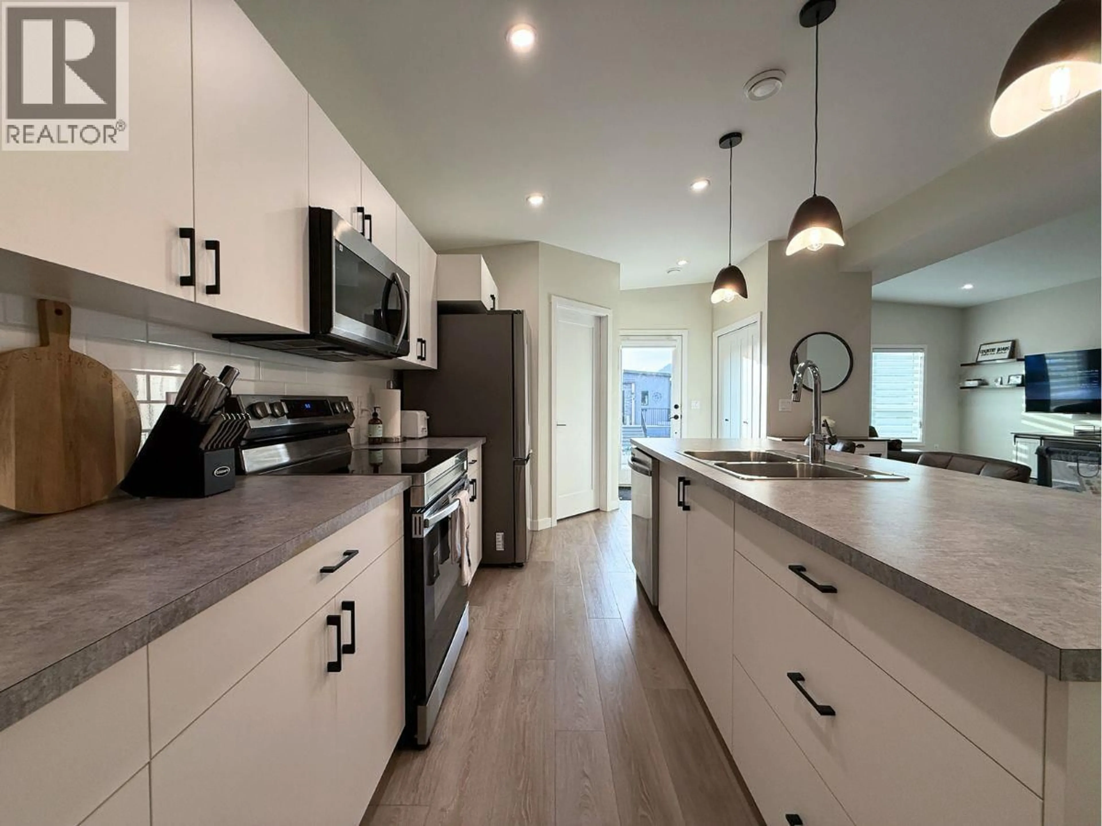 Open concept kitchen, unknown for 9 - 8900 JIM BAILEY ROAD, Kelowna British Columbia V4V0B5