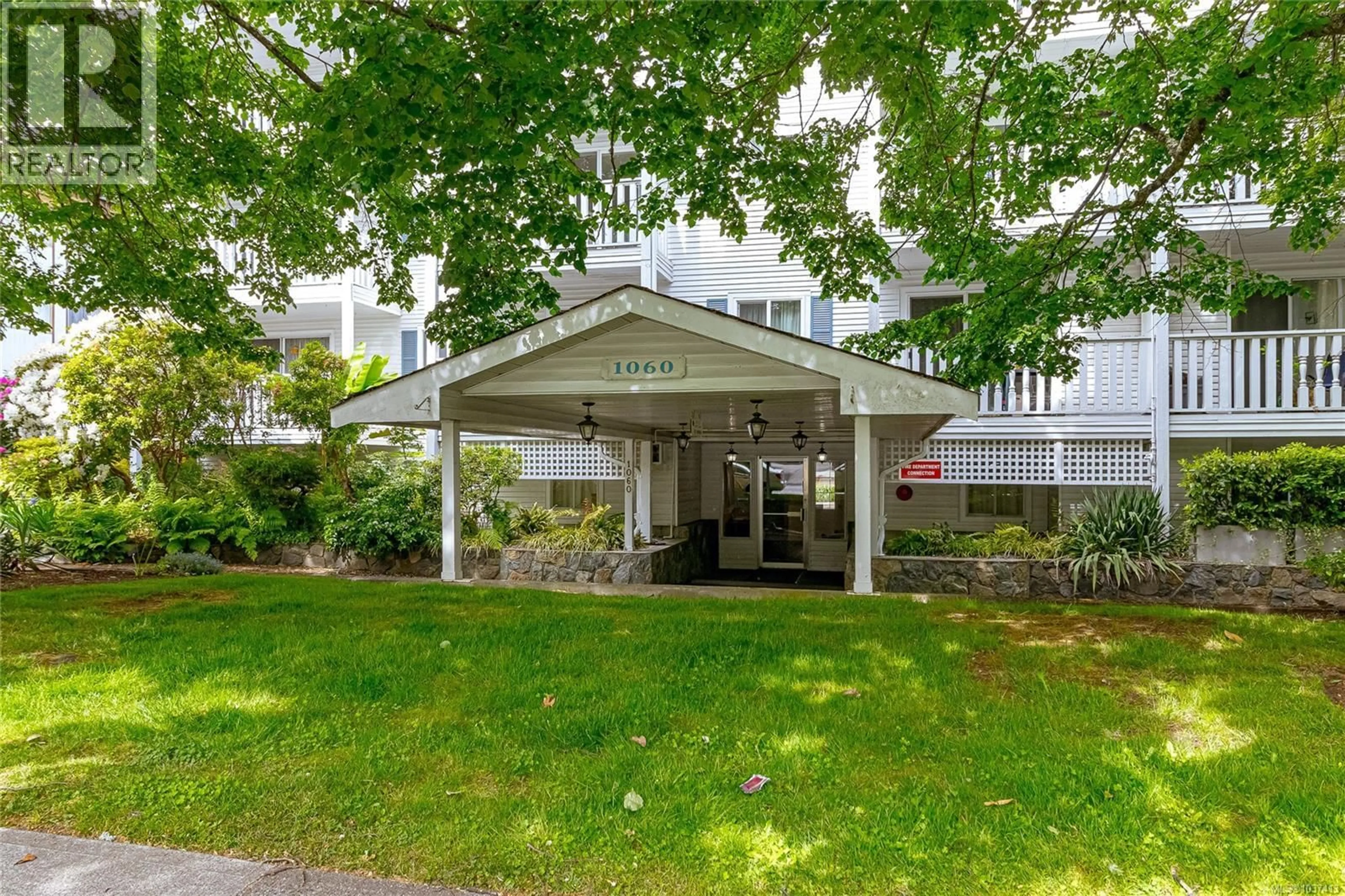 Unknown for 401 - 1060 LINDEN AVENUE, Victoria British Columbia V8V4H2