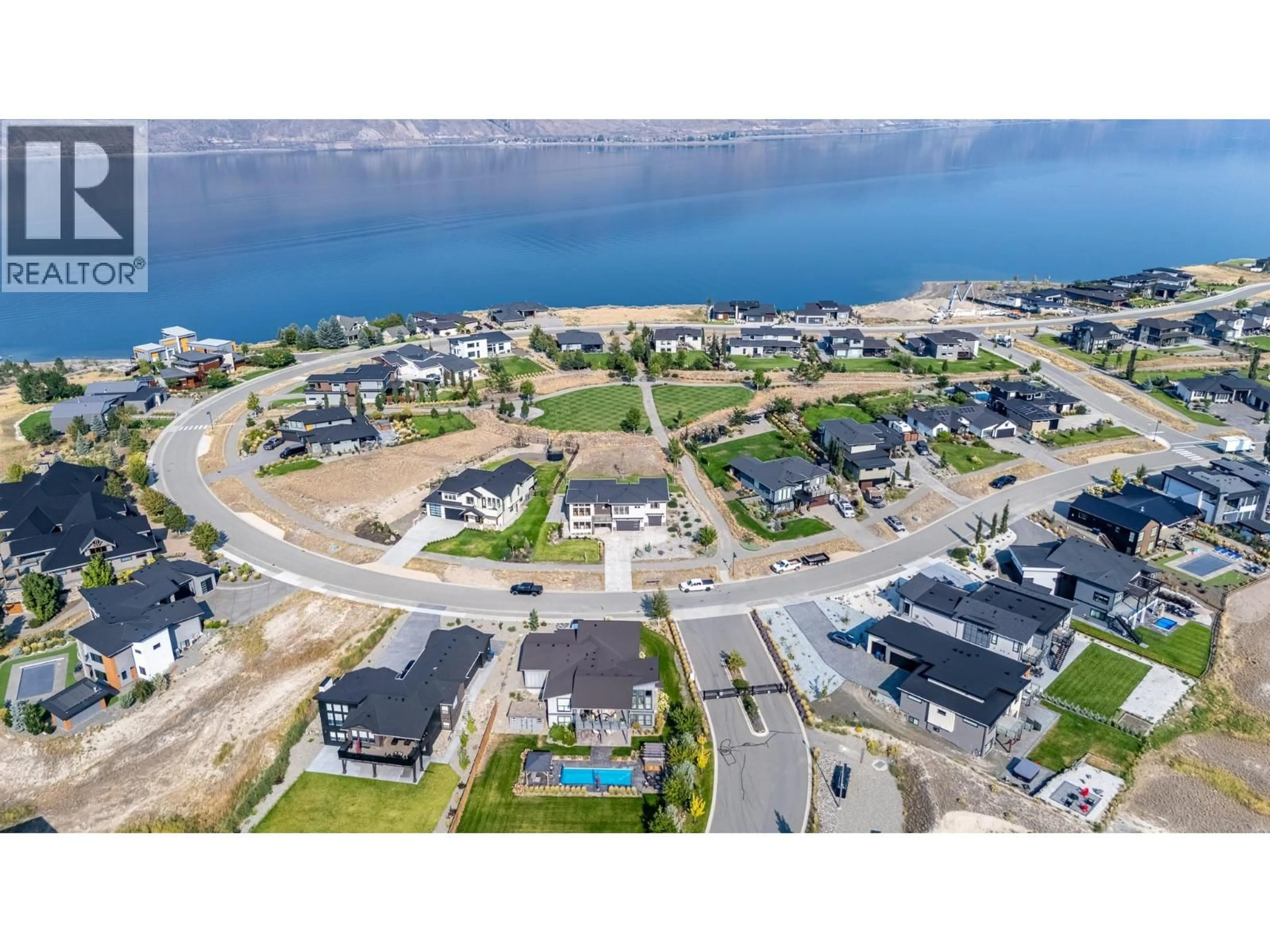 A pic from outside/outdoor area/front of a property/back of a property/a pic from drone, water/lake/river/ocean view for 265 RUE CHEVAL NOIR OTHER, Kamloops British Columbia V1S0G2