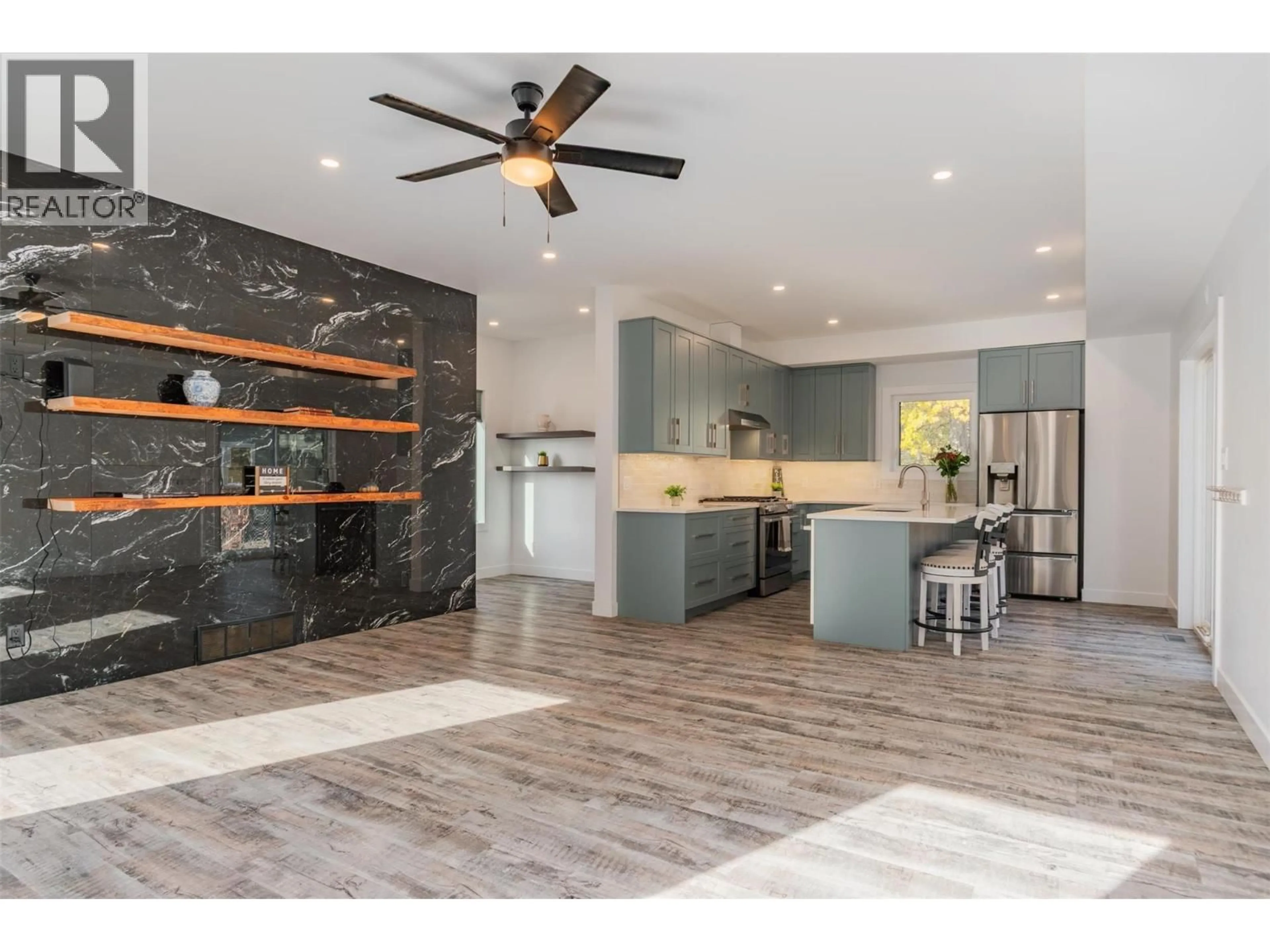 Open concept kitchen, ceramic/tile floor for 2690 MONTE CHRISTO STREET, Rossland British Columbia V0G1Y0