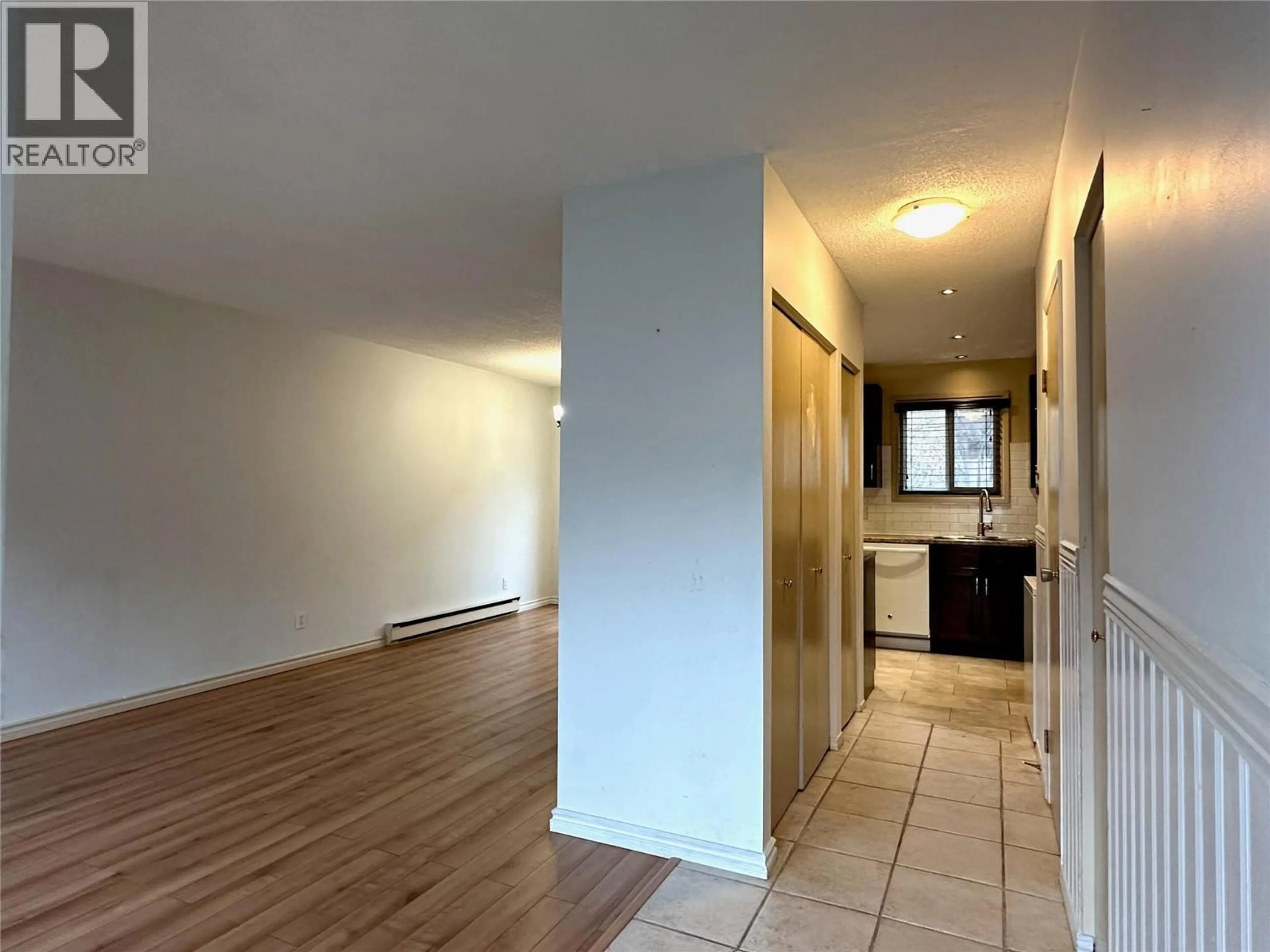 A pic of a room for 14 - 2310 36 STREET, Vernon British Columbia V1T6W2