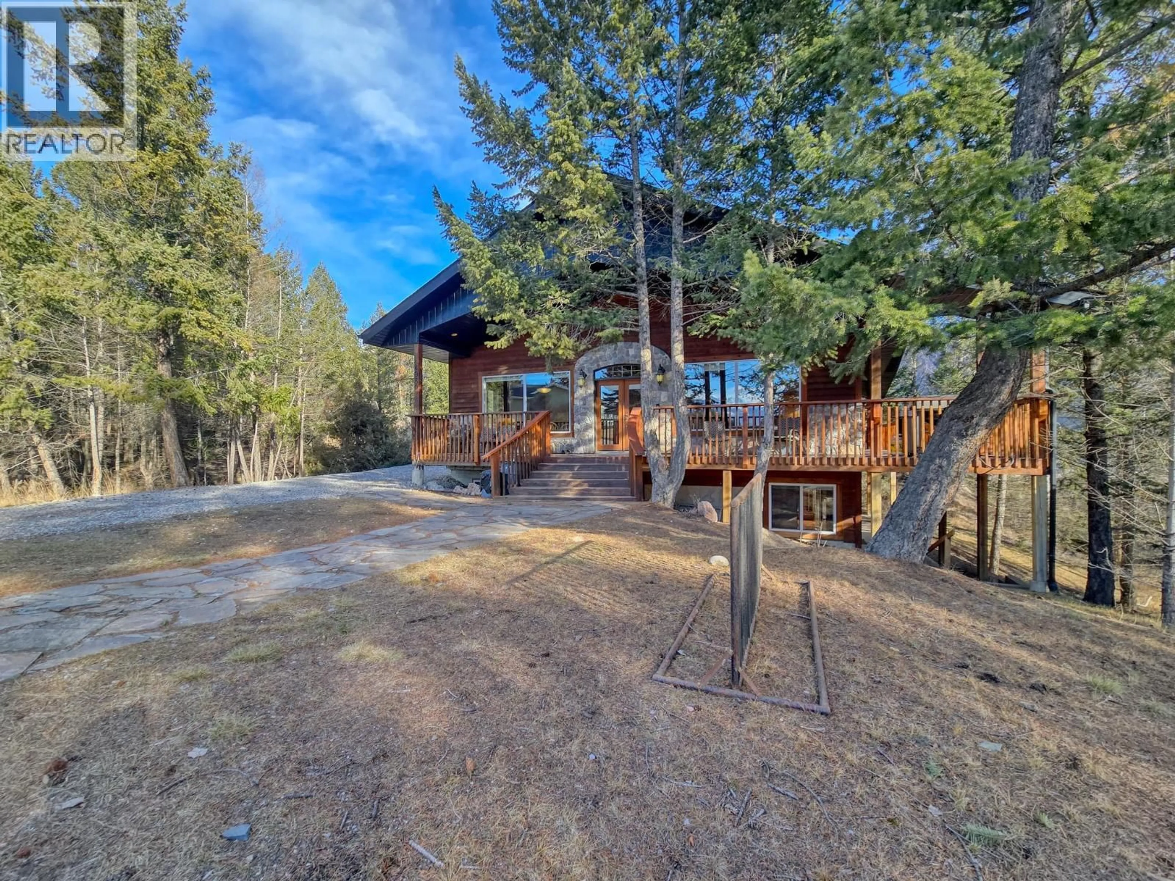 A pic from outside/outdoor area/front of a property/back of a property/a pic from drone, unknown for 4980 TIMBERSIDE PLACE, Windermere British Columbia v0a1k3